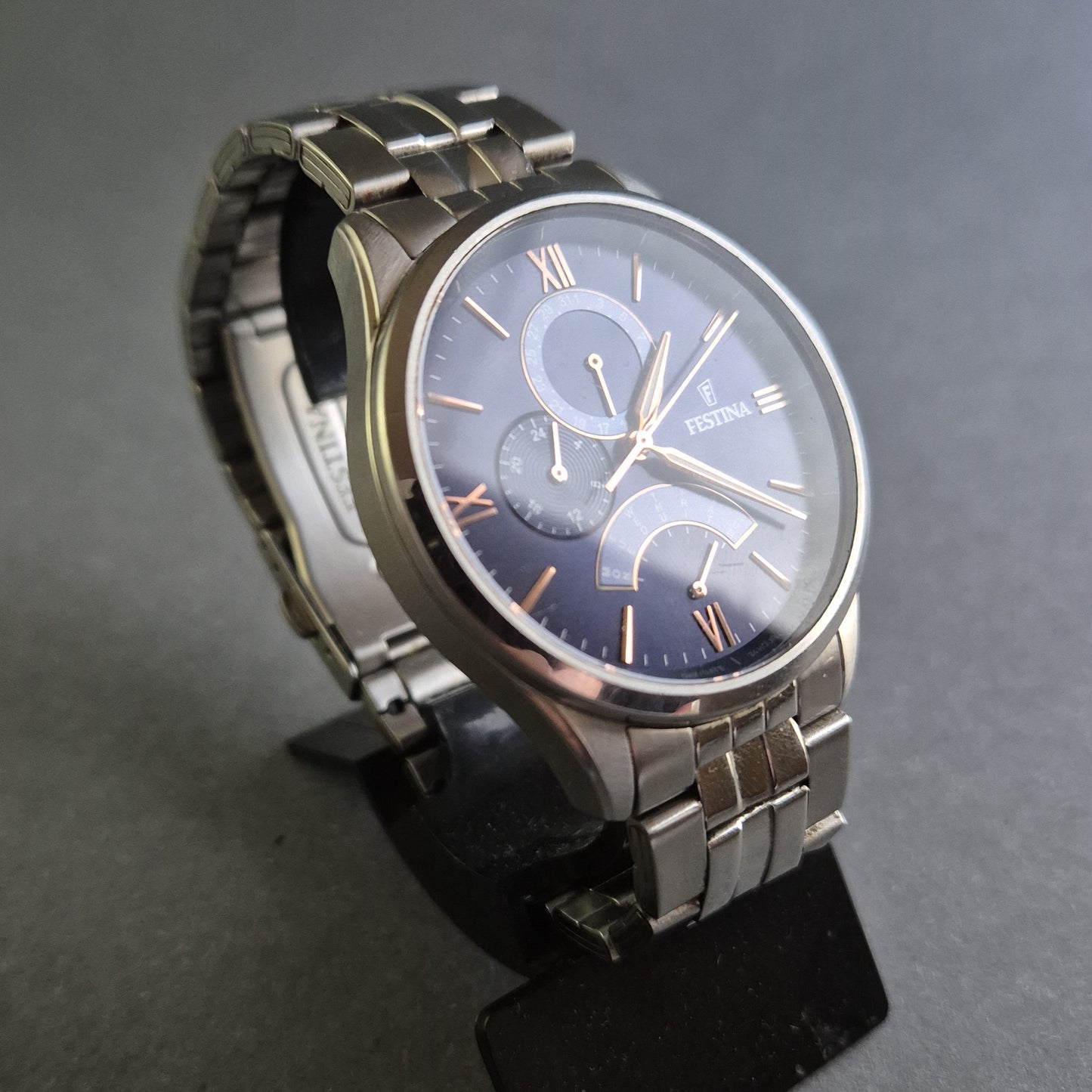 Elegante Festina Herrenarmbanduhr – Multifunktionszifferblatt