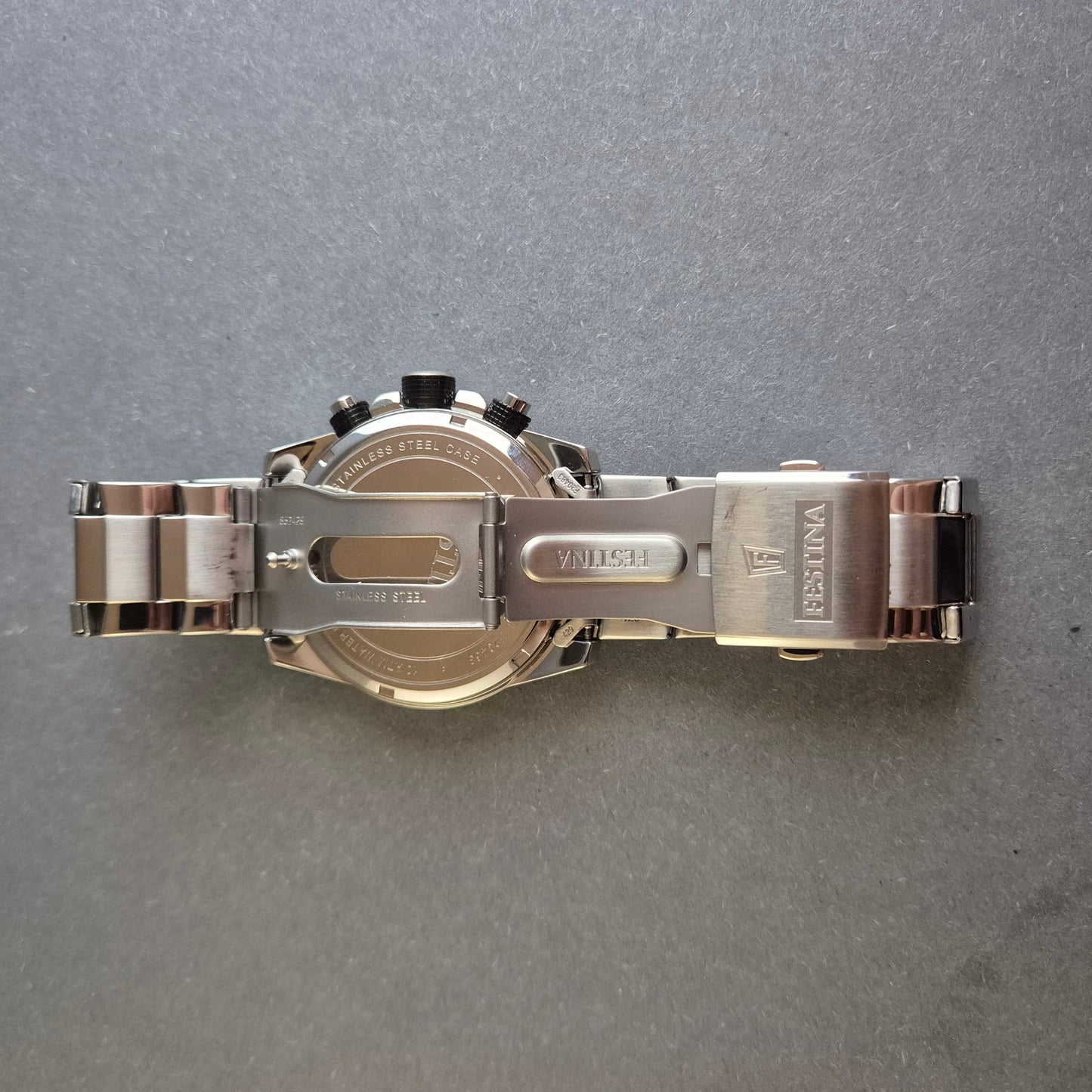 Sportlicher Festina Herren-Chronograph – Robustes Design mit Edelstahlgehäuse