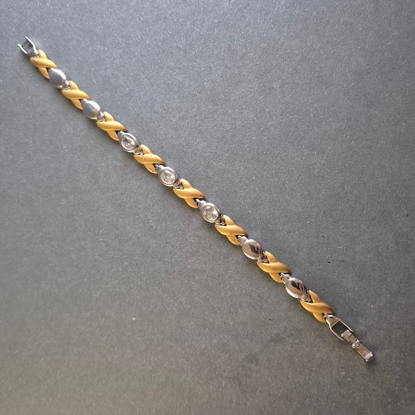 Elegantes Bicolor-Armband mit Zirkonia – Stilvolle Kombination aus Gold & Silber