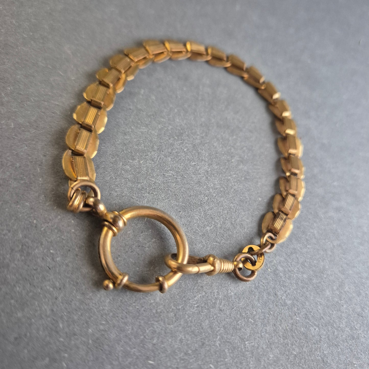 Antike Taschenuhrenkette – Massives Design mit Federringverschluss