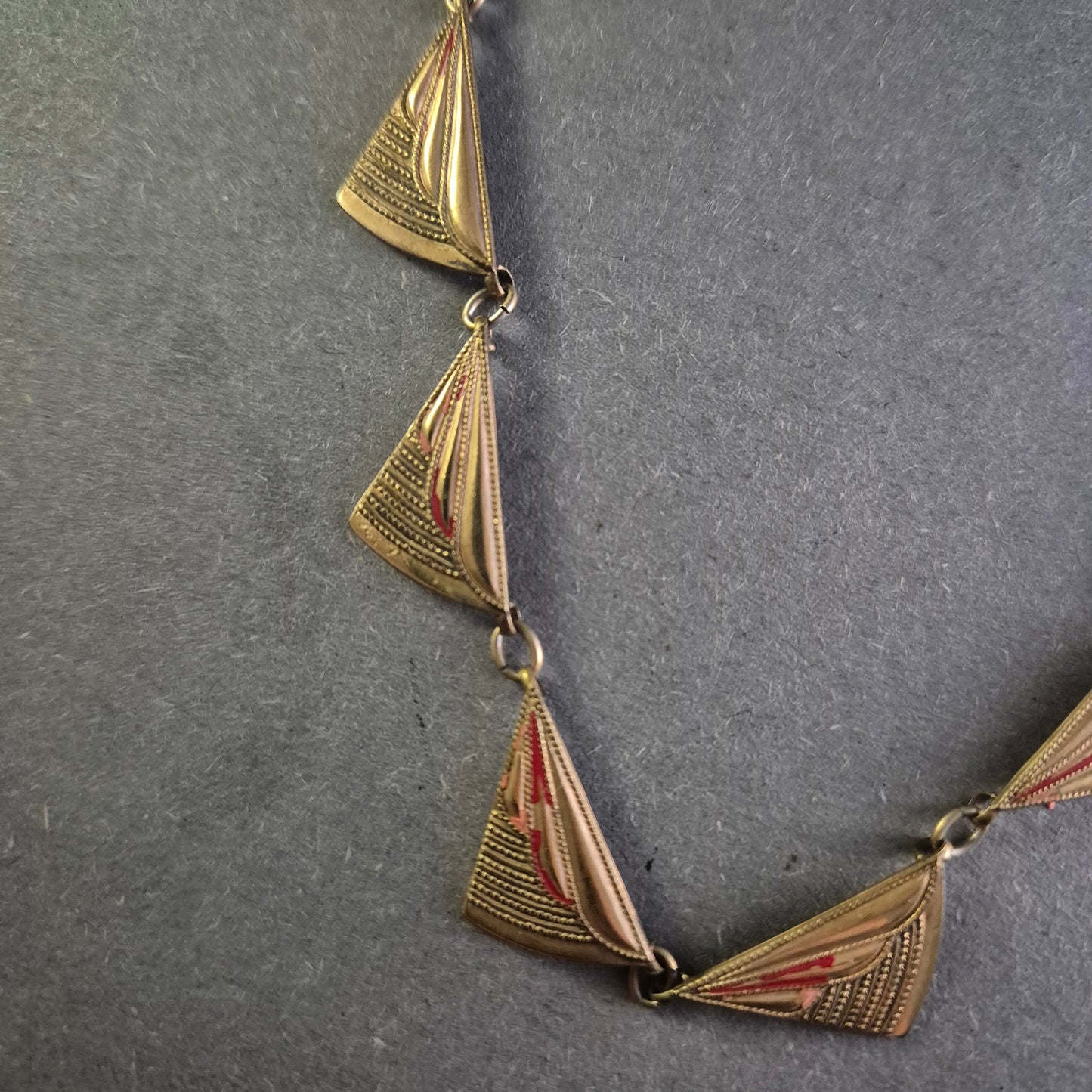 Antike Art-Deco-Halskette – Geometrisches Design mit Emaille