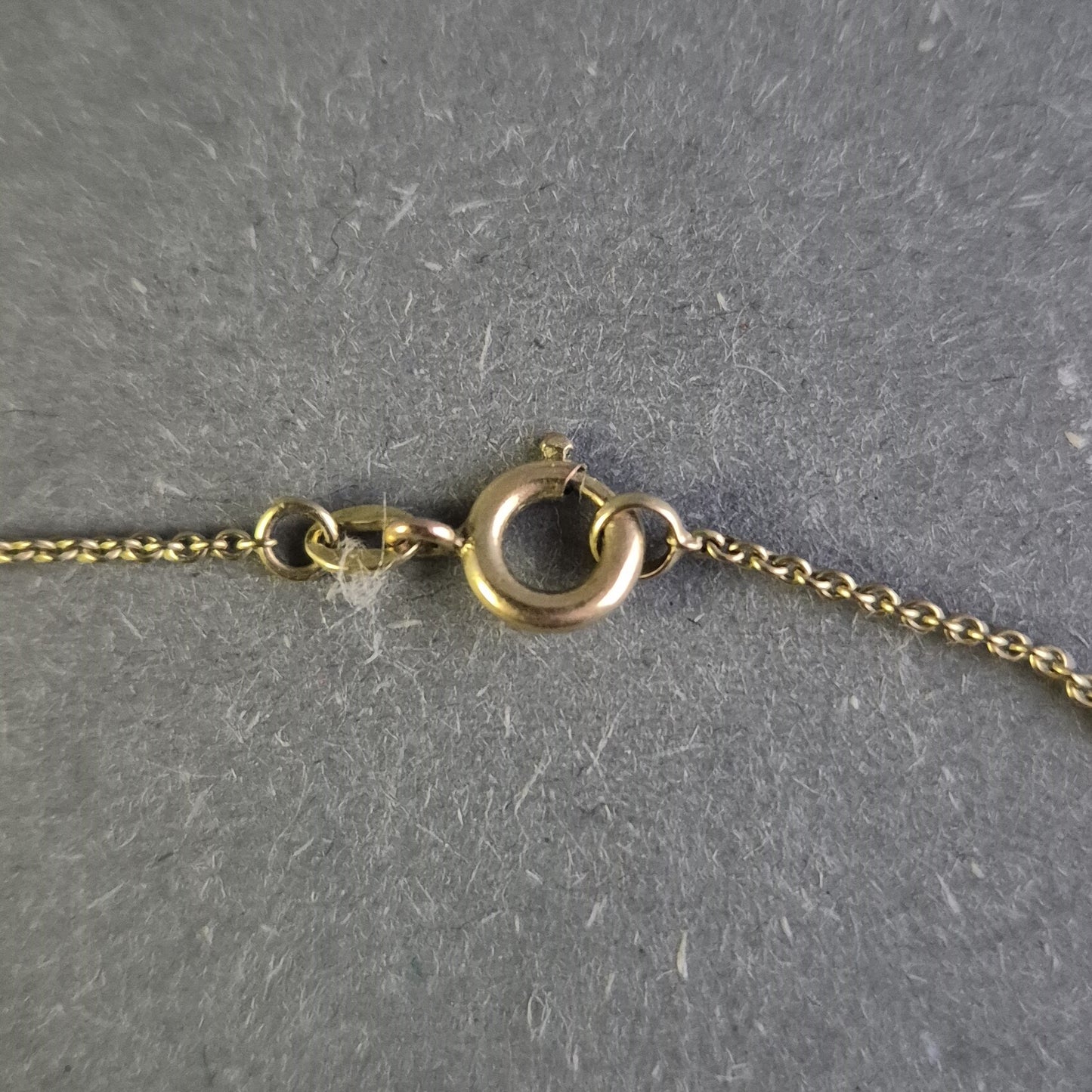 Filigrane Vintage-Halskette – Elegantes Design mit kunstvollen Gliedern