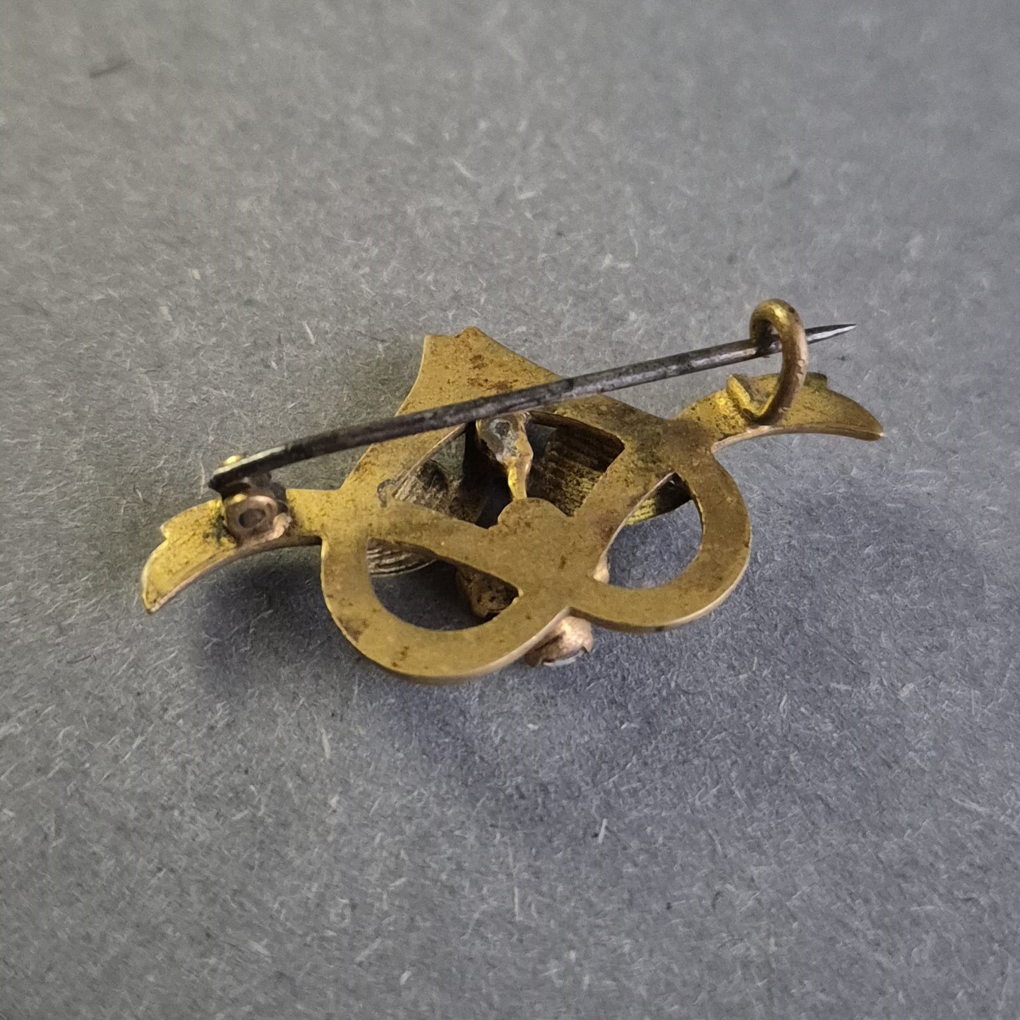 Antike Jugendstil-Brosche – Florales Design mit Strasssteinen