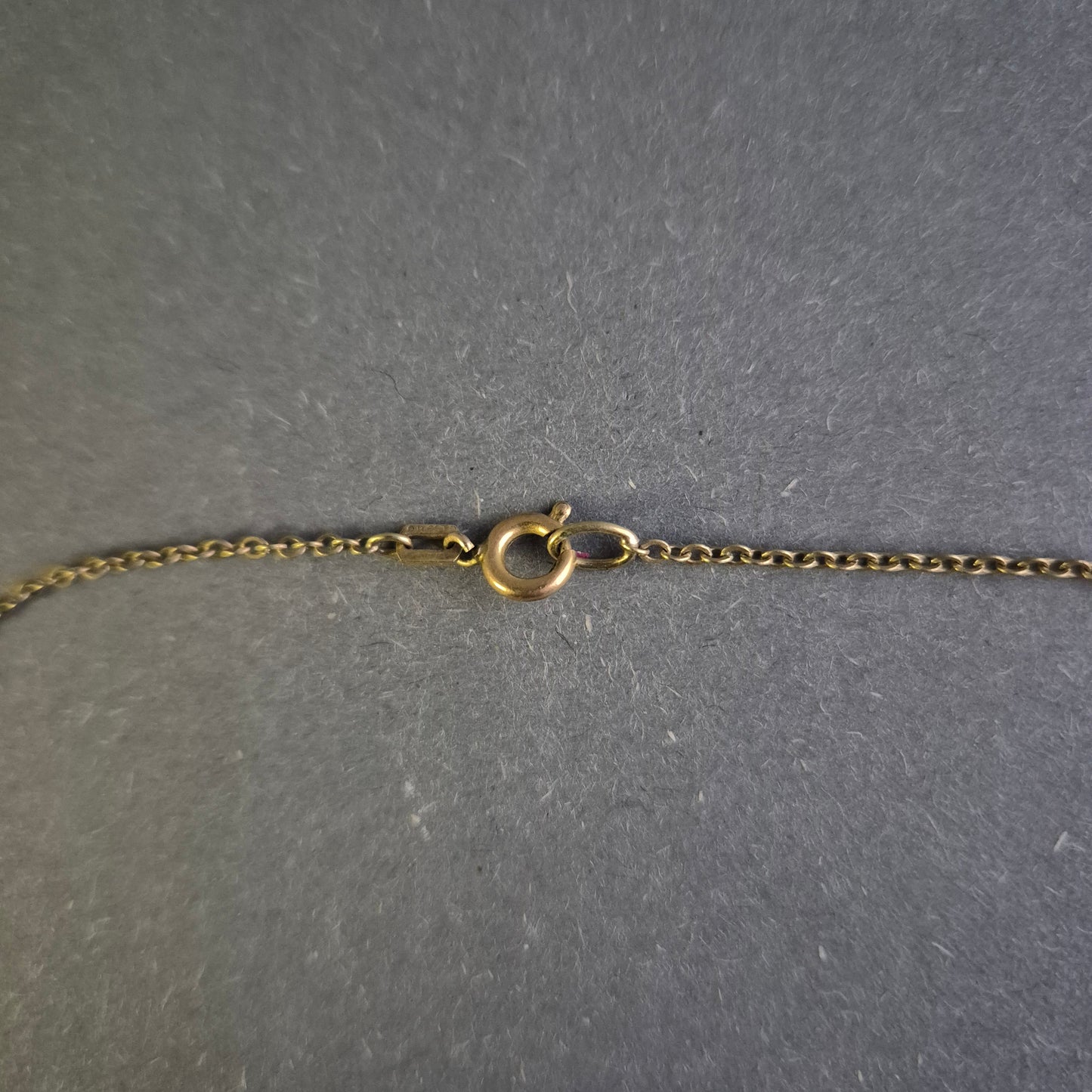 Antike Jugendstil-Halskette – Elegantes Design mit Granatstein