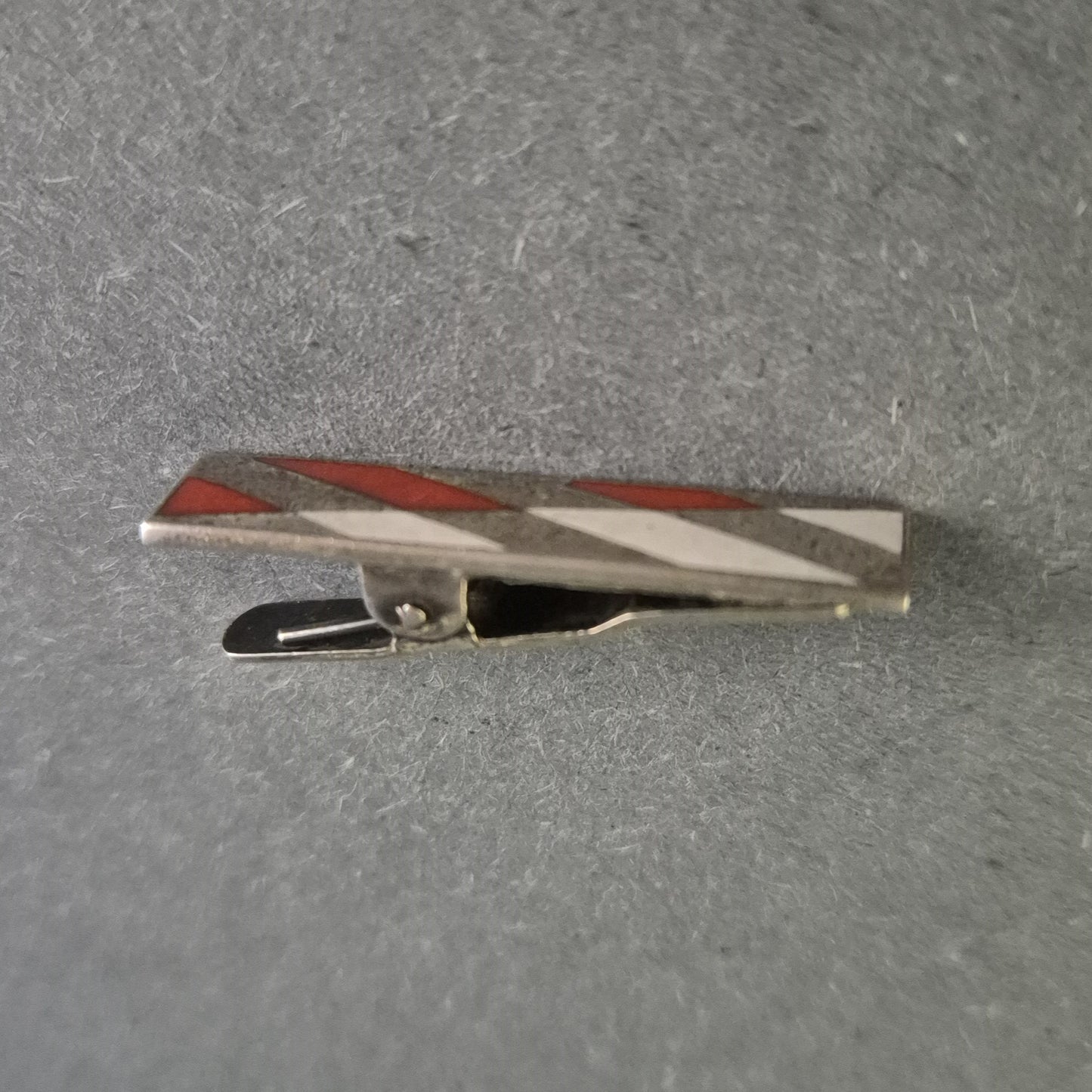 Vintage Krawattenklammer – Silber 800 mit Emaille-Dekor