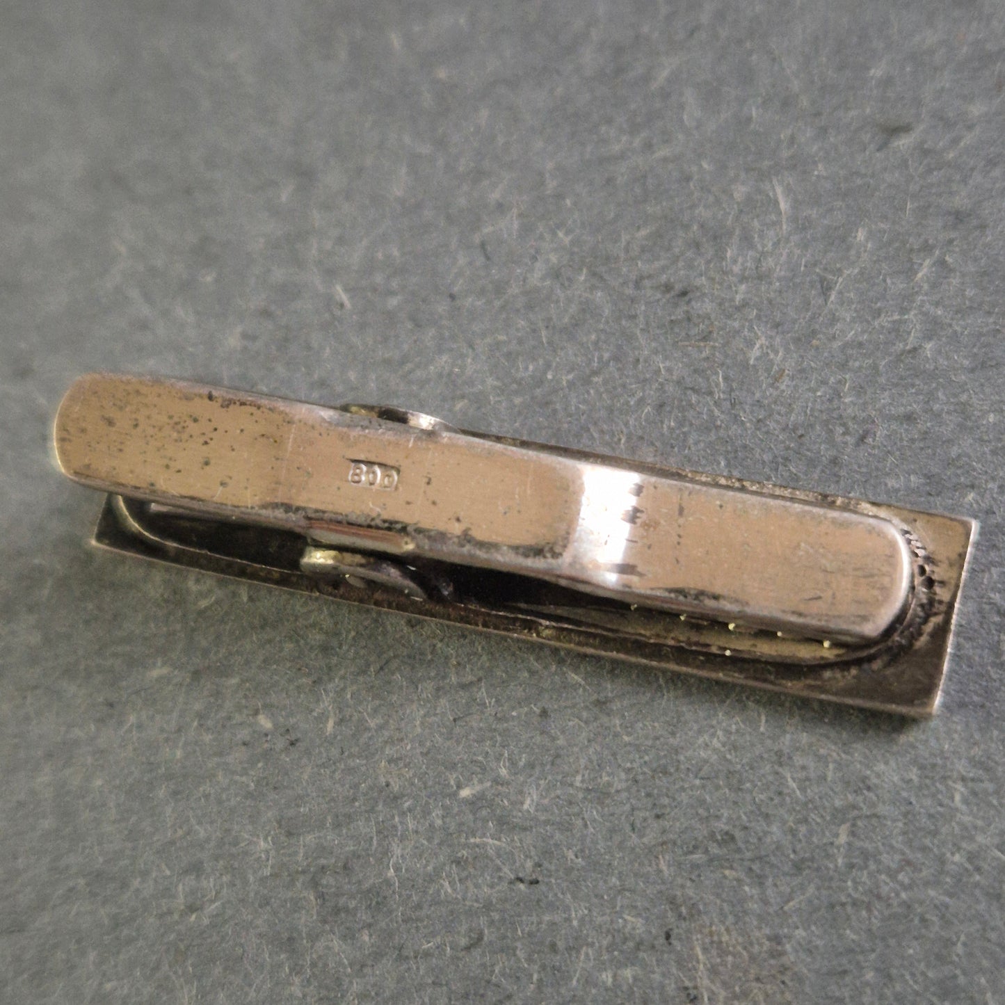 Vintage Krawattenklammer – Silber 800 mit Emaille-Dekor