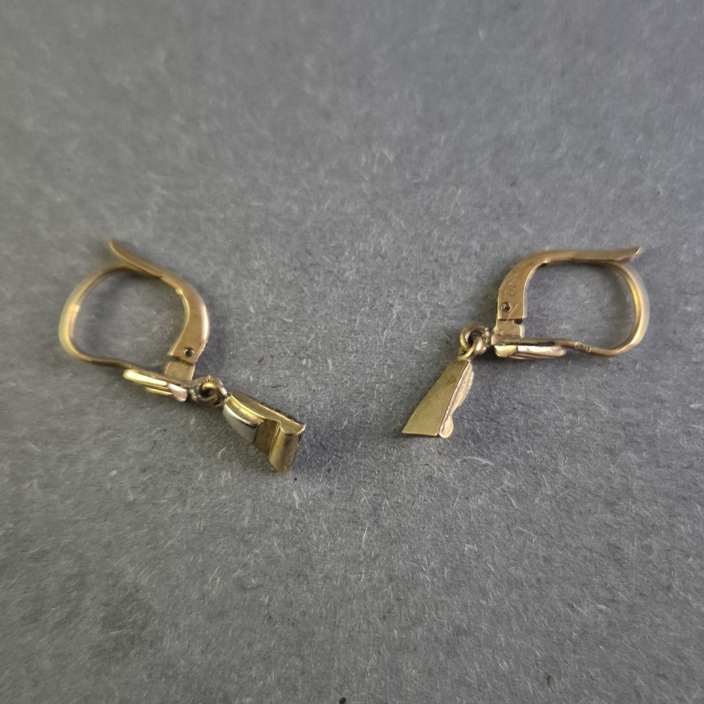 Elegante Vintage-Ohrringe aus Gold – Zeitlose Eleganz für jeden Anlass