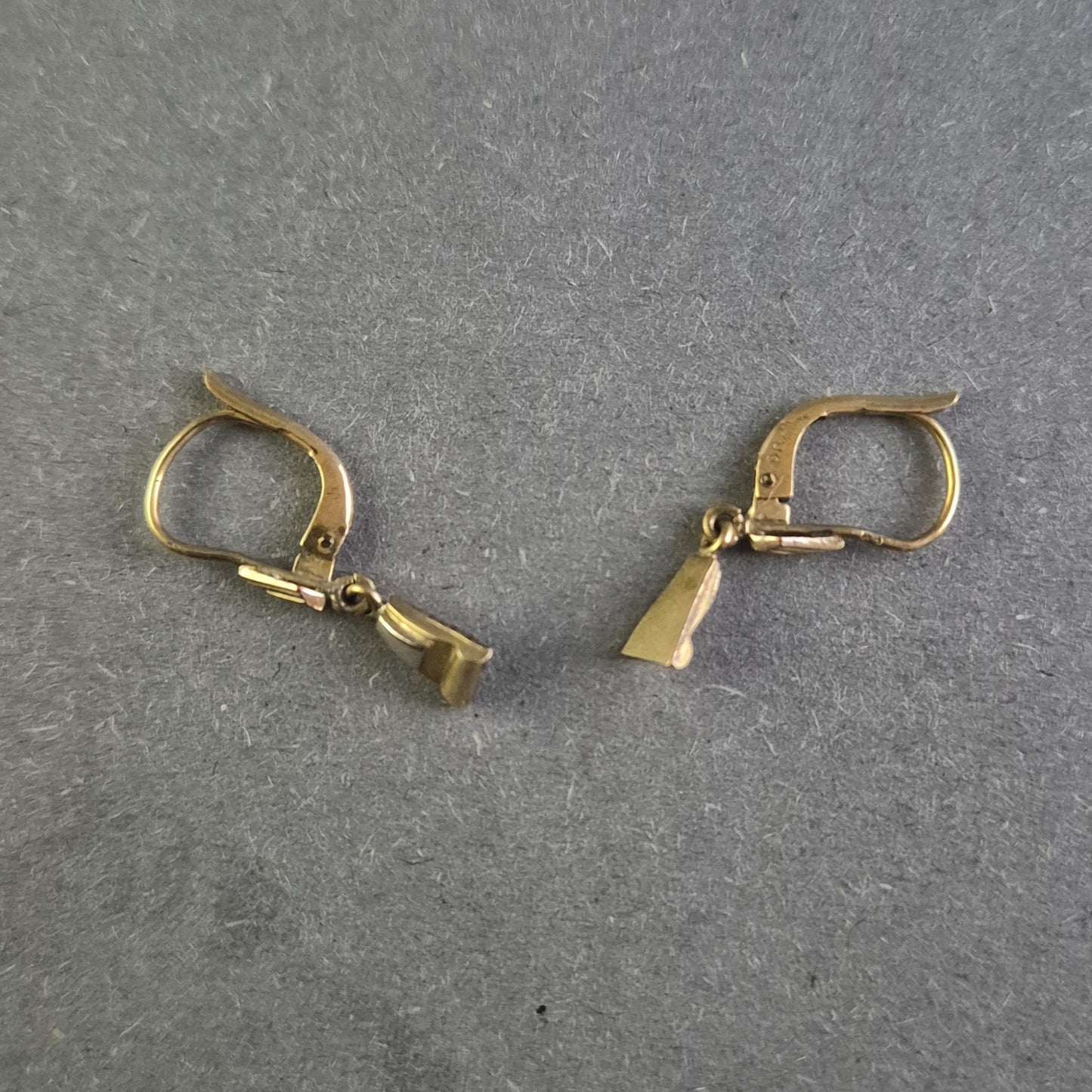 Elegante Vintage-Ohrringe aus Gold – Zeitlose Eleganz für jeden Anlass