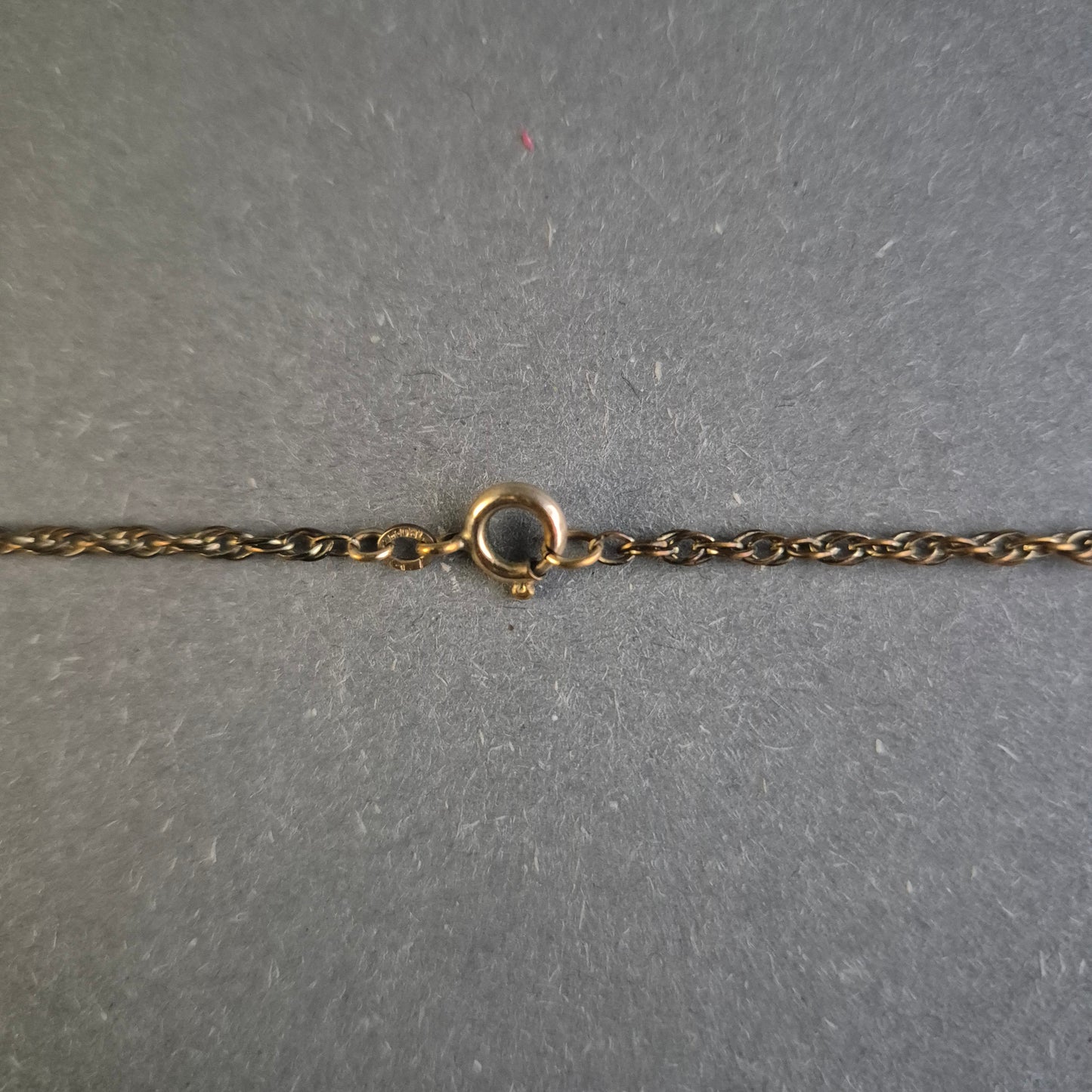 Antike Halskette mit filigranen Gliederelementen – Zeitlose Eleganz