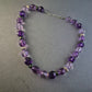 Elegante Glasperlenkette in Violett – Funkelndes Design