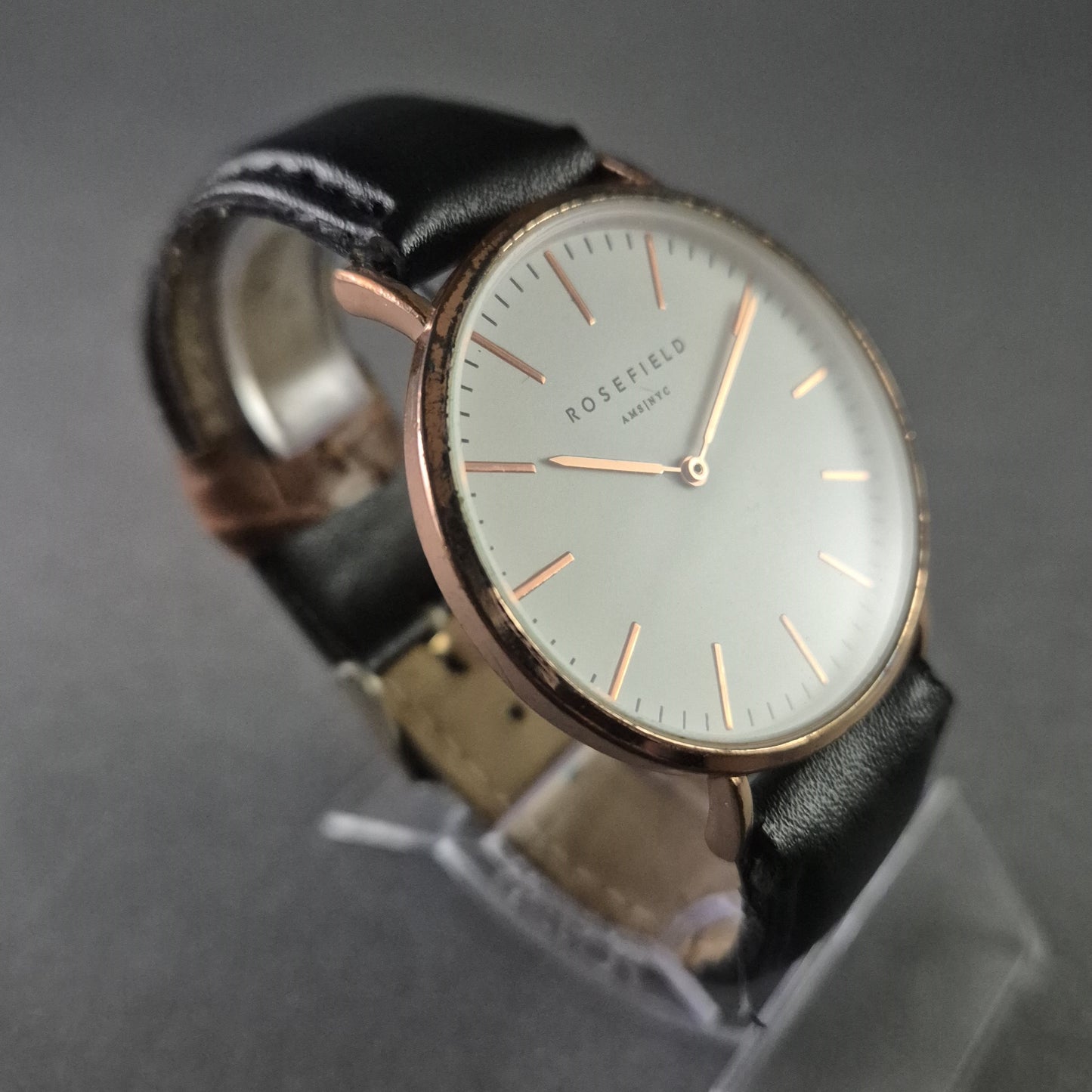 Stilvolle Rosefield Damenarmbanduhr – Minimalistisches Design mit Lederarmband