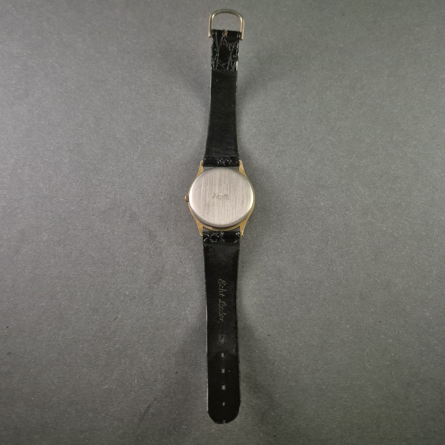 Elegante GK 1911 Herrenarmbanduhr – Klassisches Design mit römischen Ziffern