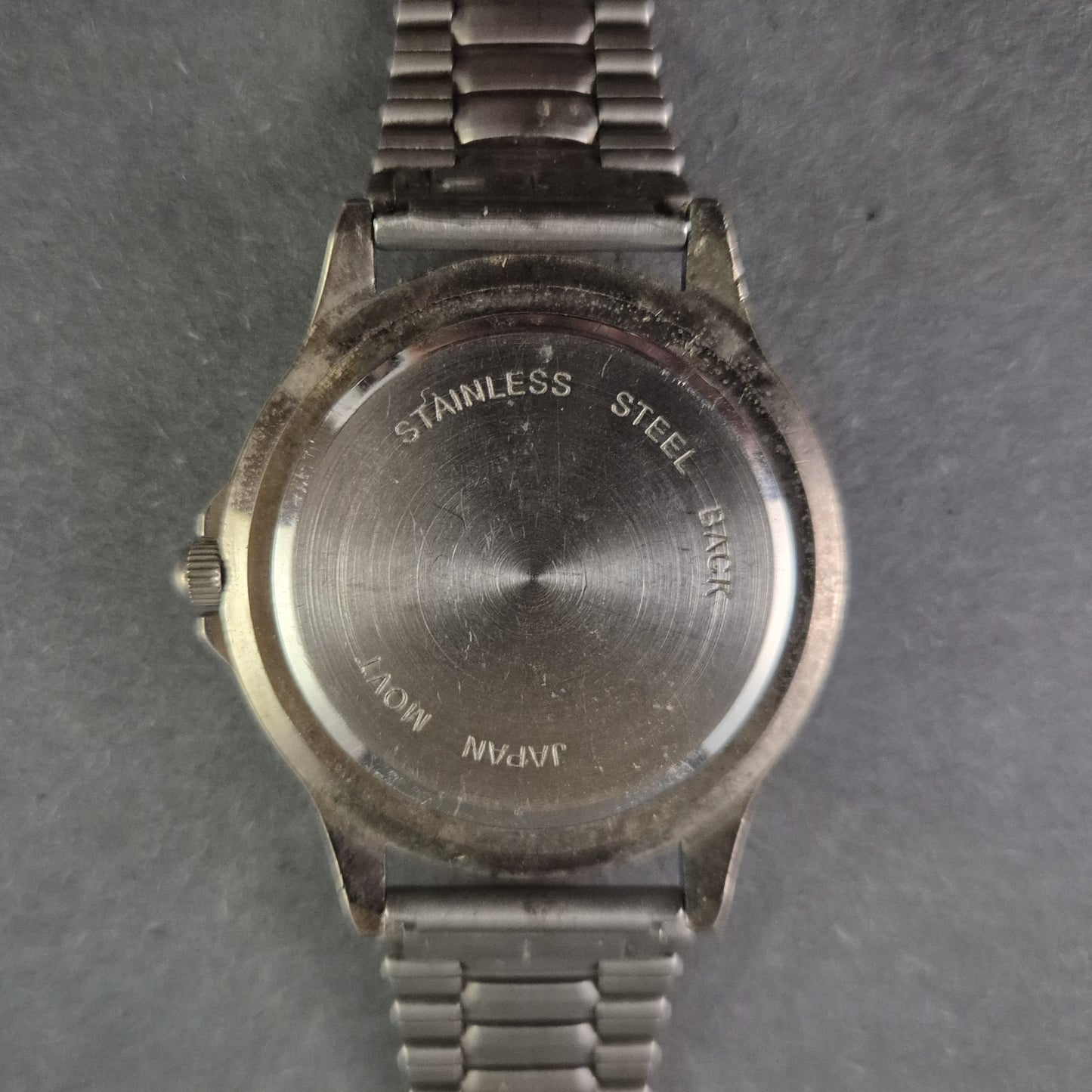 Seltene Qemeux Herrenarmbanduhr – Buntes Design mit Edelstahlarmband