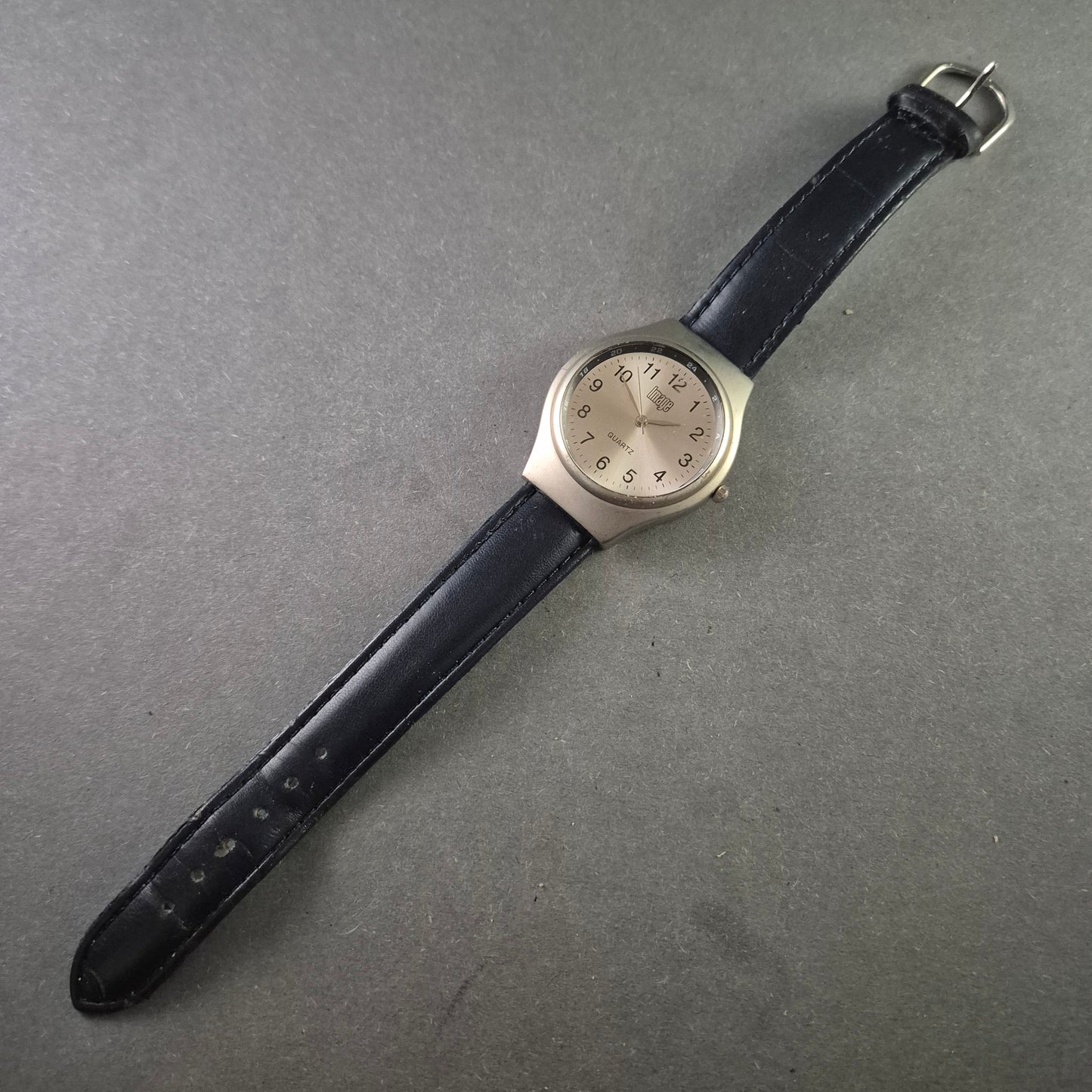 Schlichte Image Herrenarmbanduhr – Elegantes Design mit Lederarmband