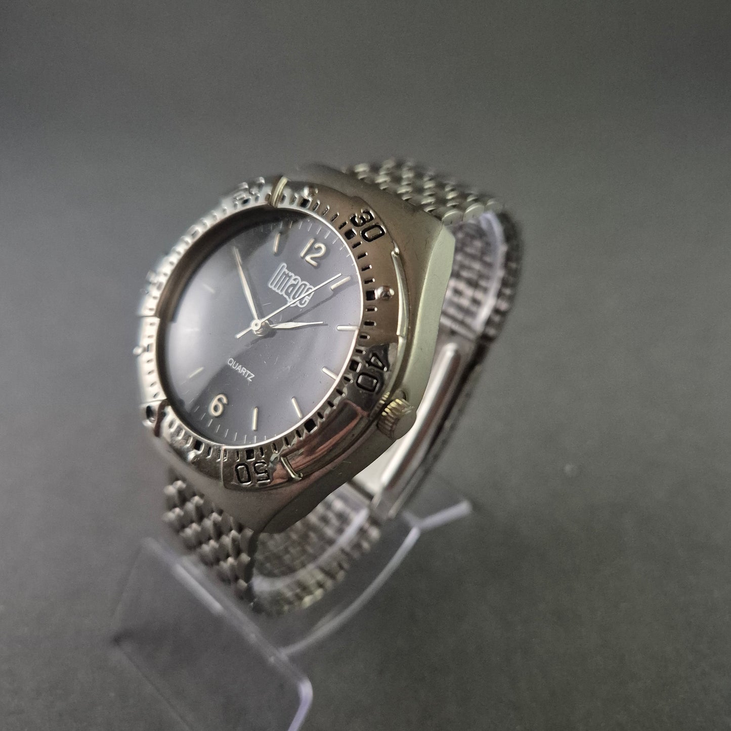 Sportliche Image Herrenarmbanduhr – Edelstahl mit drehbarer Lünette