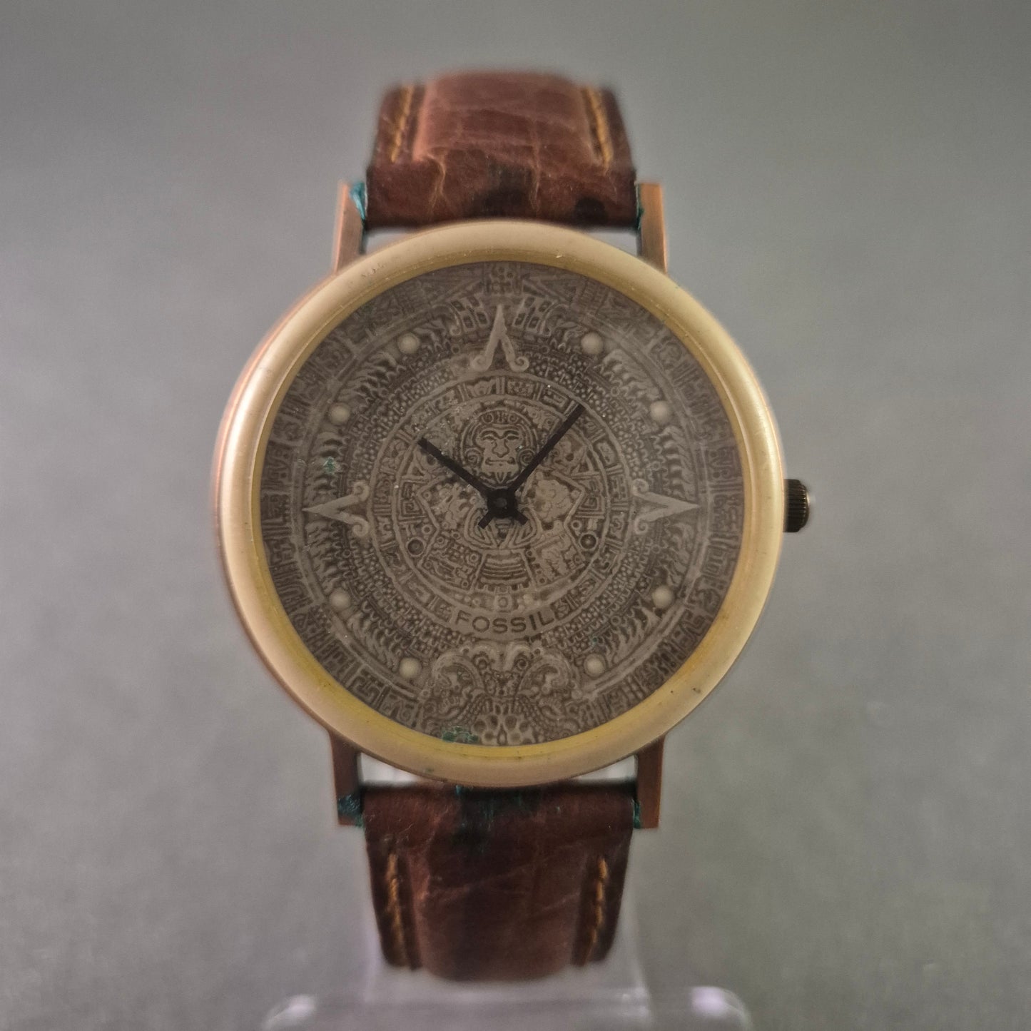 Vintage Fossil Herrenarmbanduhr – Azteken-Design mit Lederarmband