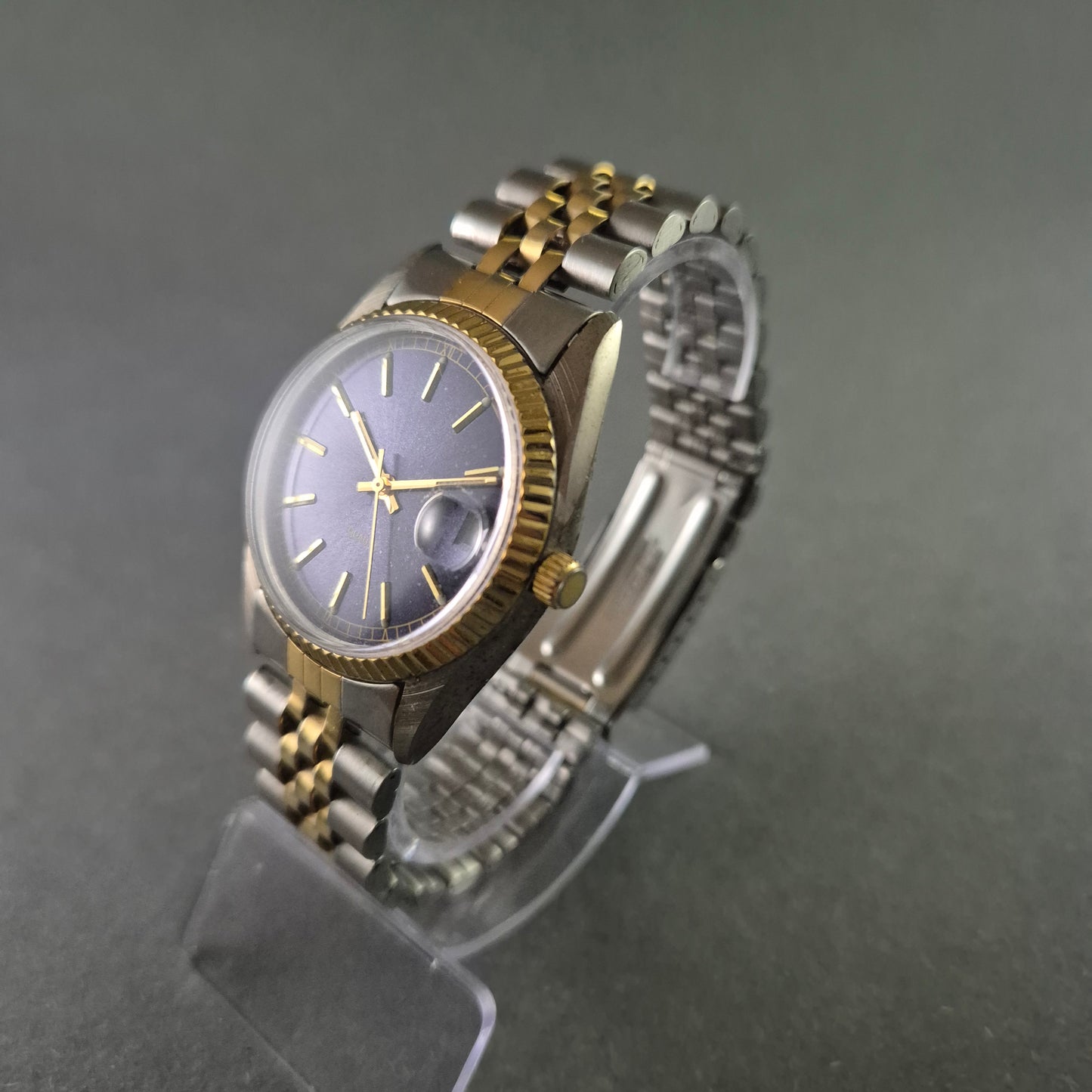 Elegante Zweifarbige Herrenarmbanduhr – Klassisches Design mit Edelstahlarmband