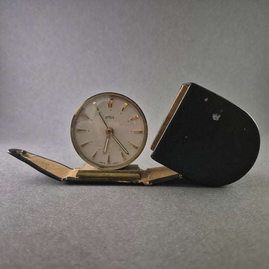 EMES Vintage Reisewecker – Elegantes Design mit Klappetui