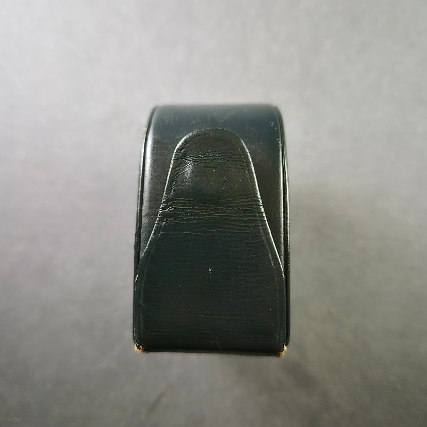 EMES Vintage Reisewecker – Elegantes Design mit Klappetui