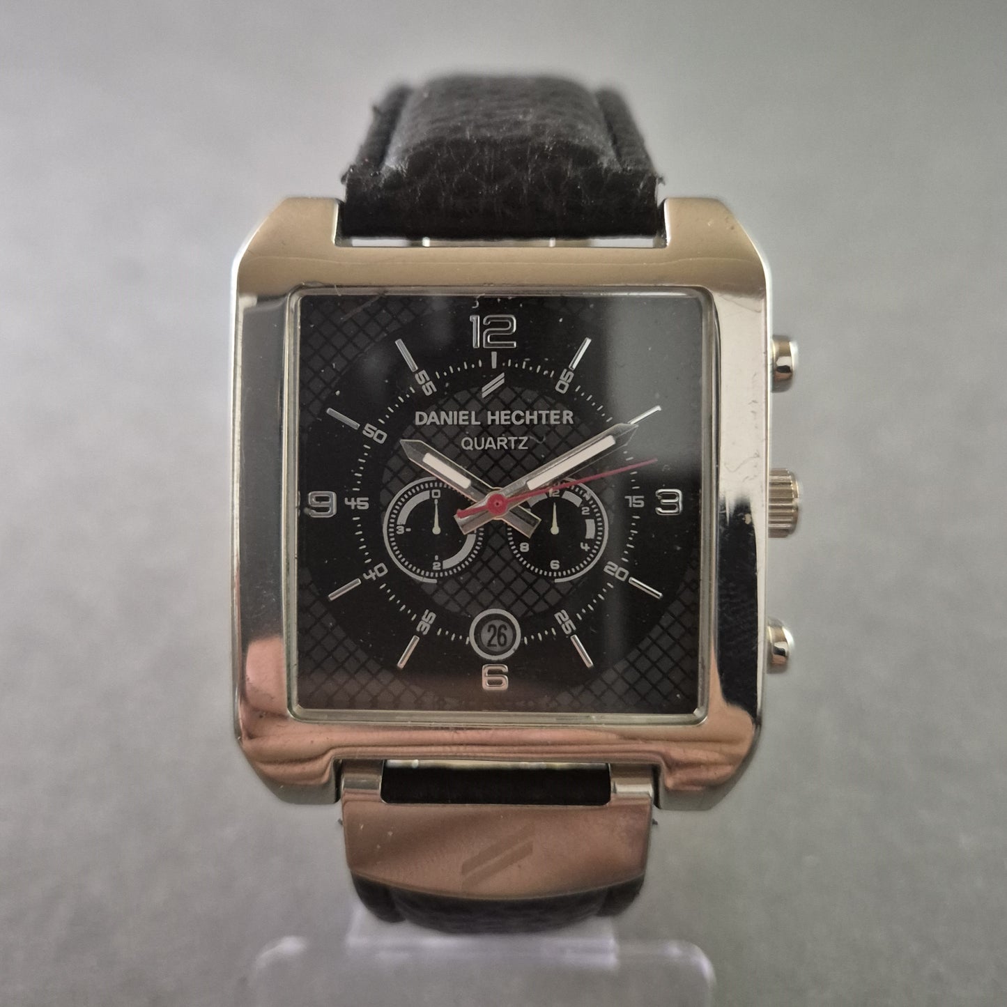 Daniel Hechter Chronograph – Stilvolle Herrenarmbanduhr mit eckigem Gehäuse