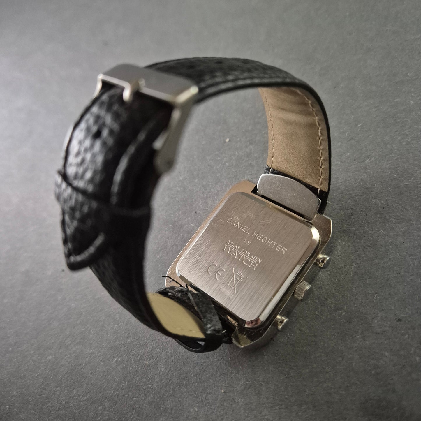 Daniel Hechter Chronograph – Stilvolle Herrenarmbanduhr mit eckigem Gehäuse