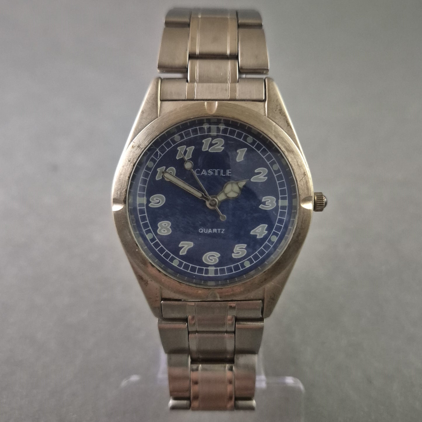 Castle Herrenarmbanduhr – Sportliches Design mit blauem Zifferblatt