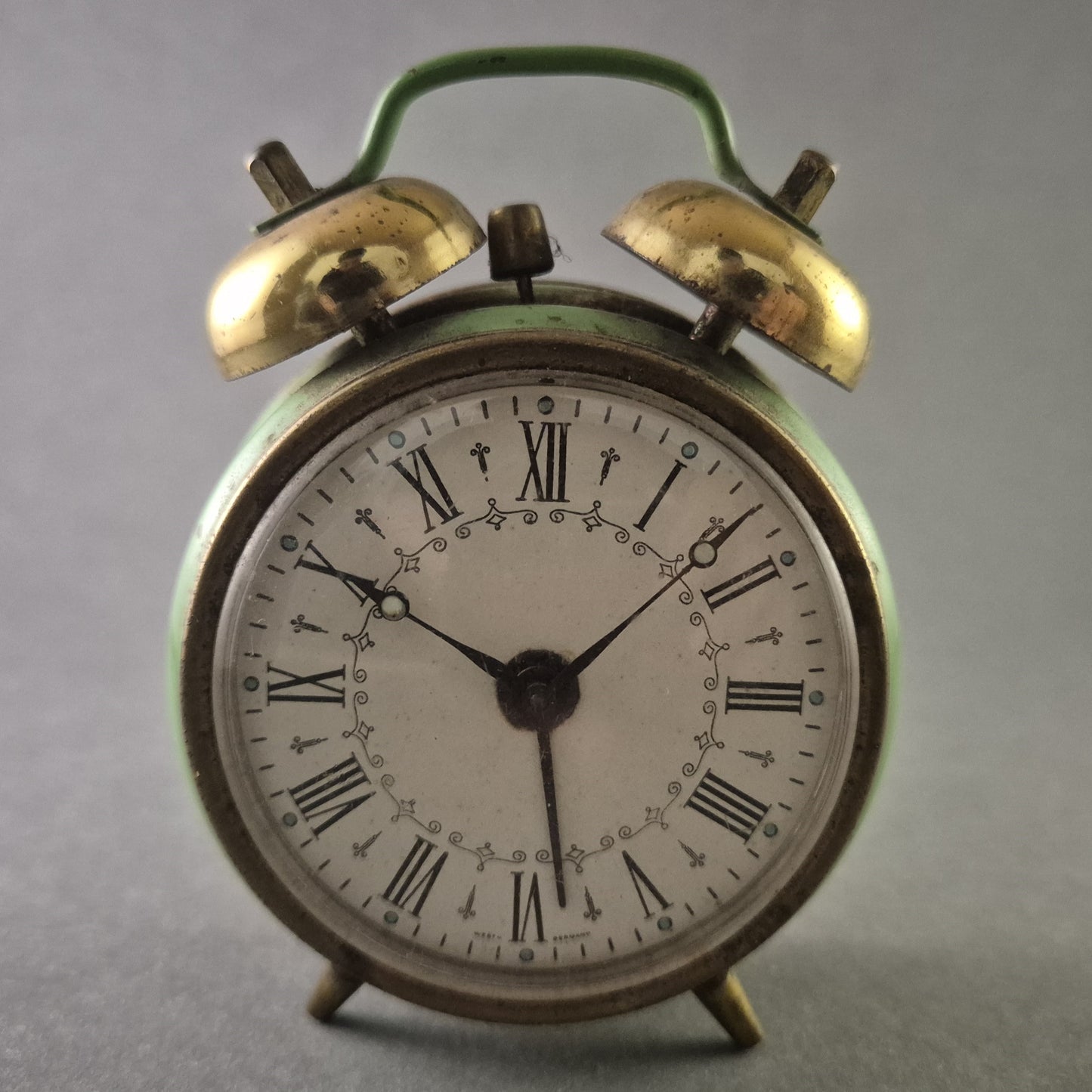 Antiker Doppelglocken-Wecker – Nostalgischer Charme aus Deutschland