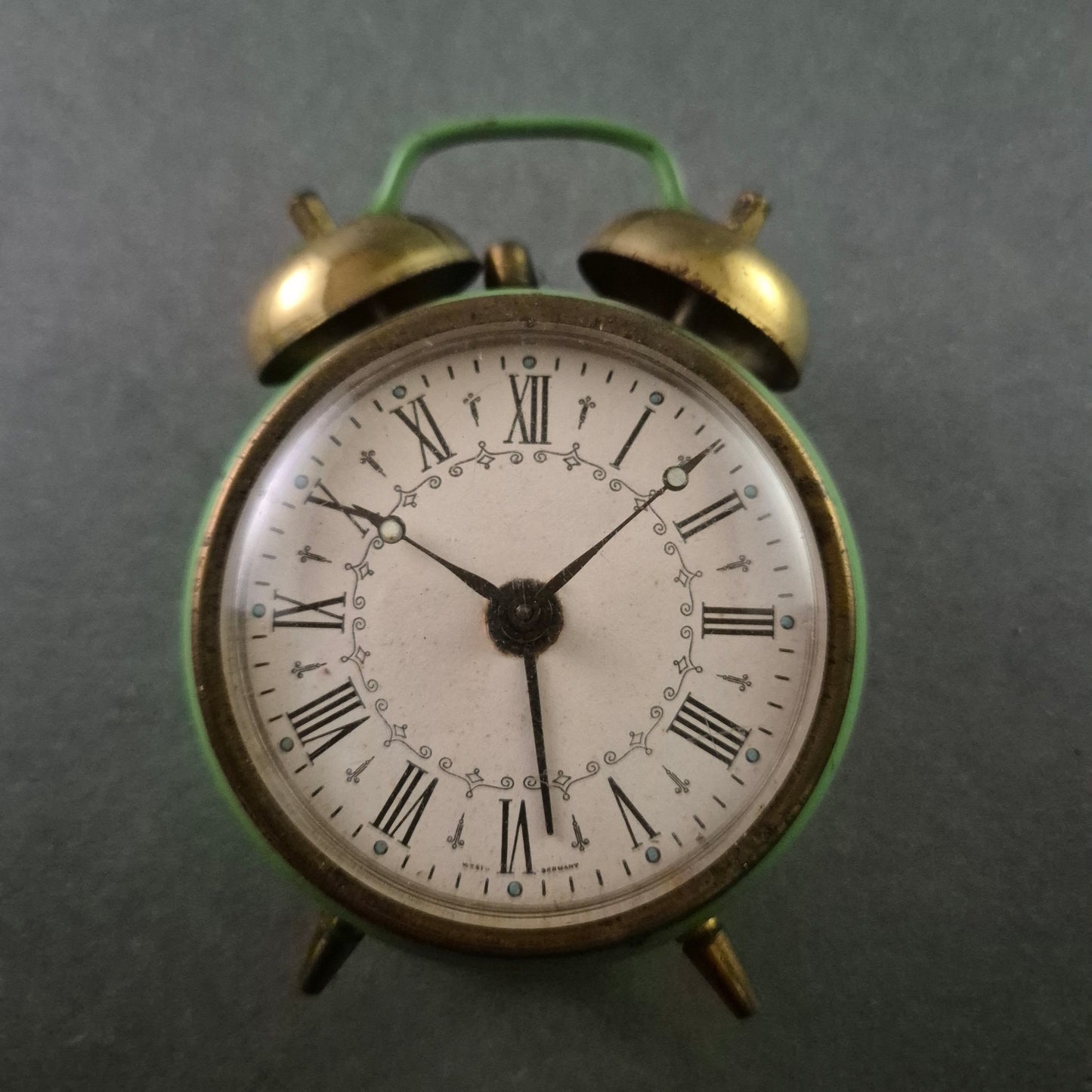 Antiker Doppelglocken-Wecker – Nostalgischer Charme aus Deutschland