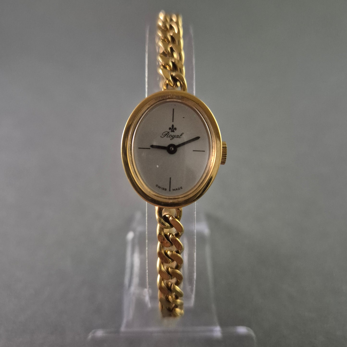 Royal Swiss Damenarmbanduhr – Elegantes Golddesign mit feinem Gliederarmband