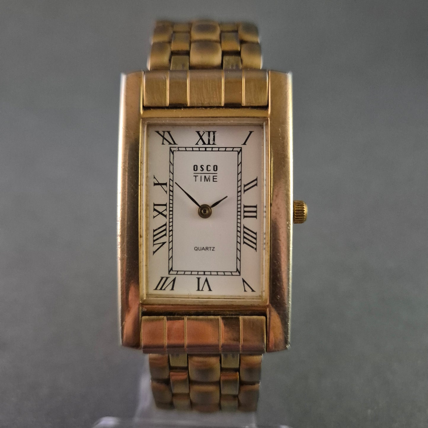 Elegante OSCO TIME Damenarmbanduhr – Klassisches Design mit römischen Ziffern