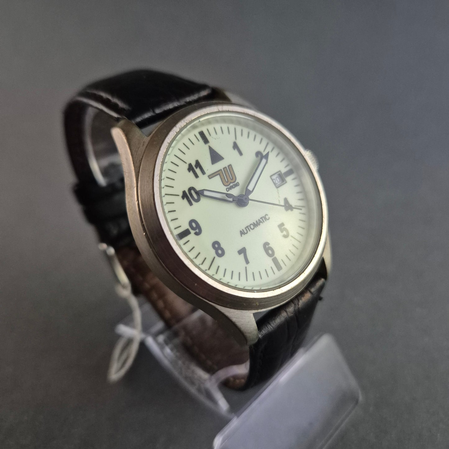 W Chrono Herrenarmbanduhr – Robustes Automatikmodell mit Datumsanzeige