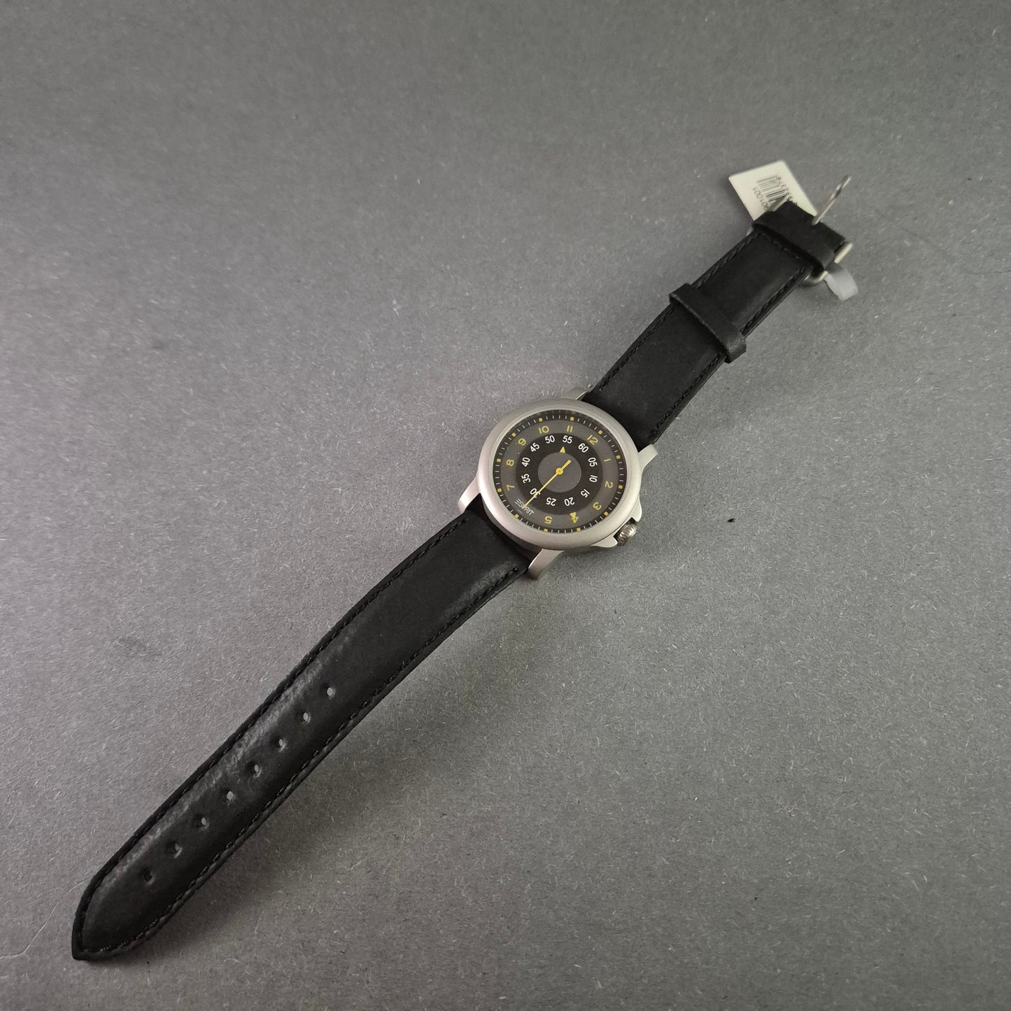 Esprit Herrenarmbanduhr – Modernes Design mit sportlicher Note