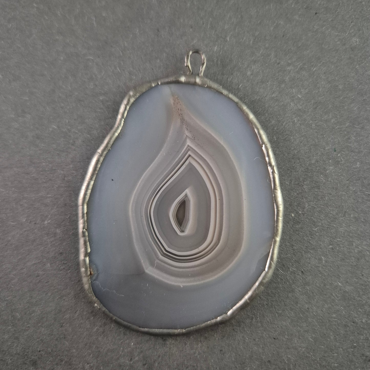 Einzigartiger Vintage-Achat-Anhänger – Natürliche Schönheit in Silberfassung