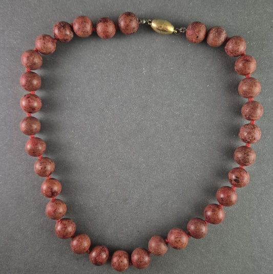 Vintage Rhodonit-Perlenkette – Natürliche Schönheit mit warmen Rottönen