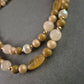 Vintage-Doppelstrang-Halskette mit Naturstein- und Glasperlen – Warme Erdtöne