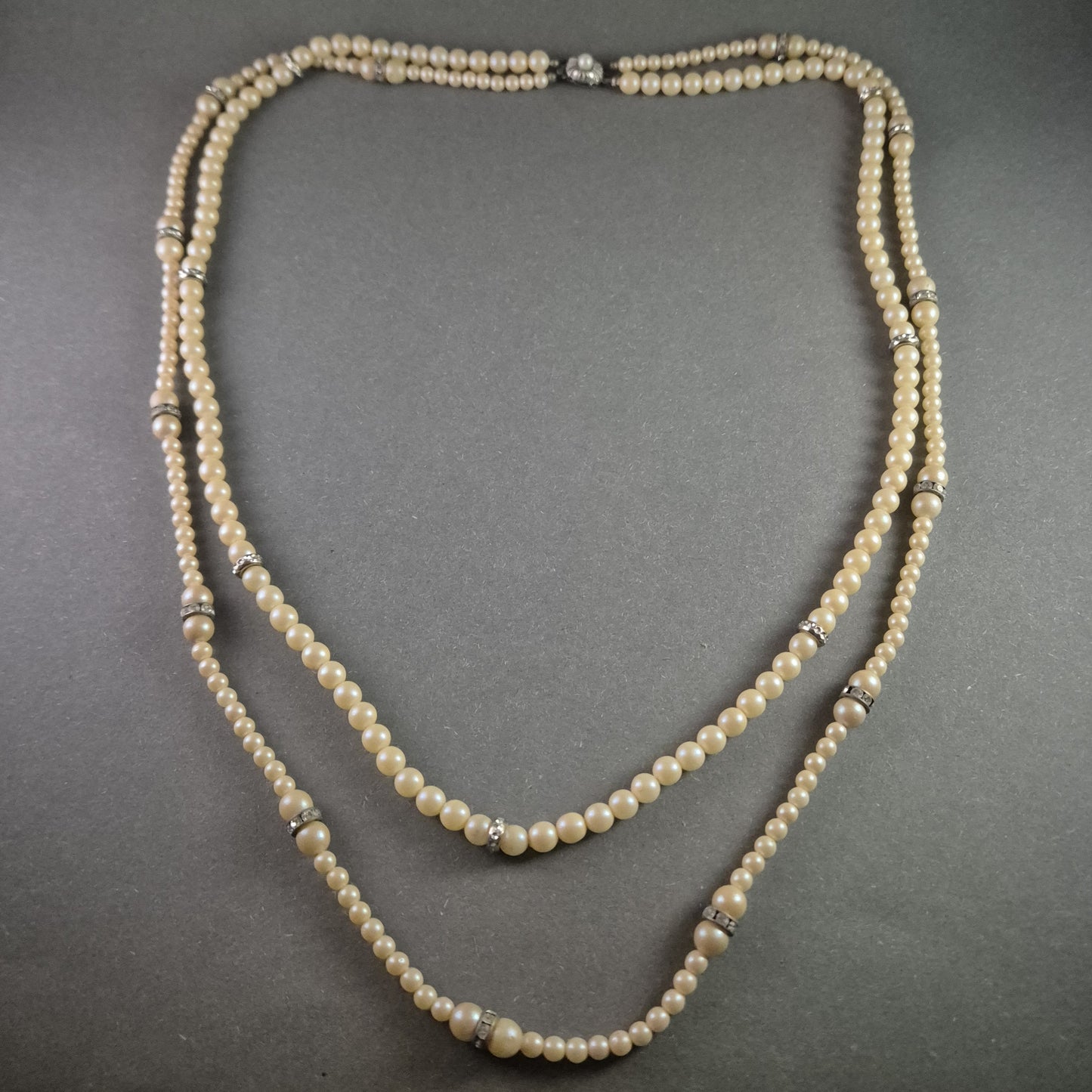 Elegante Vintage-Perlenkette – Zweireihiges Design mit 835er Silberverschluss