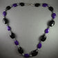 Elegante Statement-Halskette – Facettierte Perlen in Schwarz & Violett