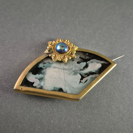 Exklusive Vintage-Fächer-Brosche mit kunstvollem Design