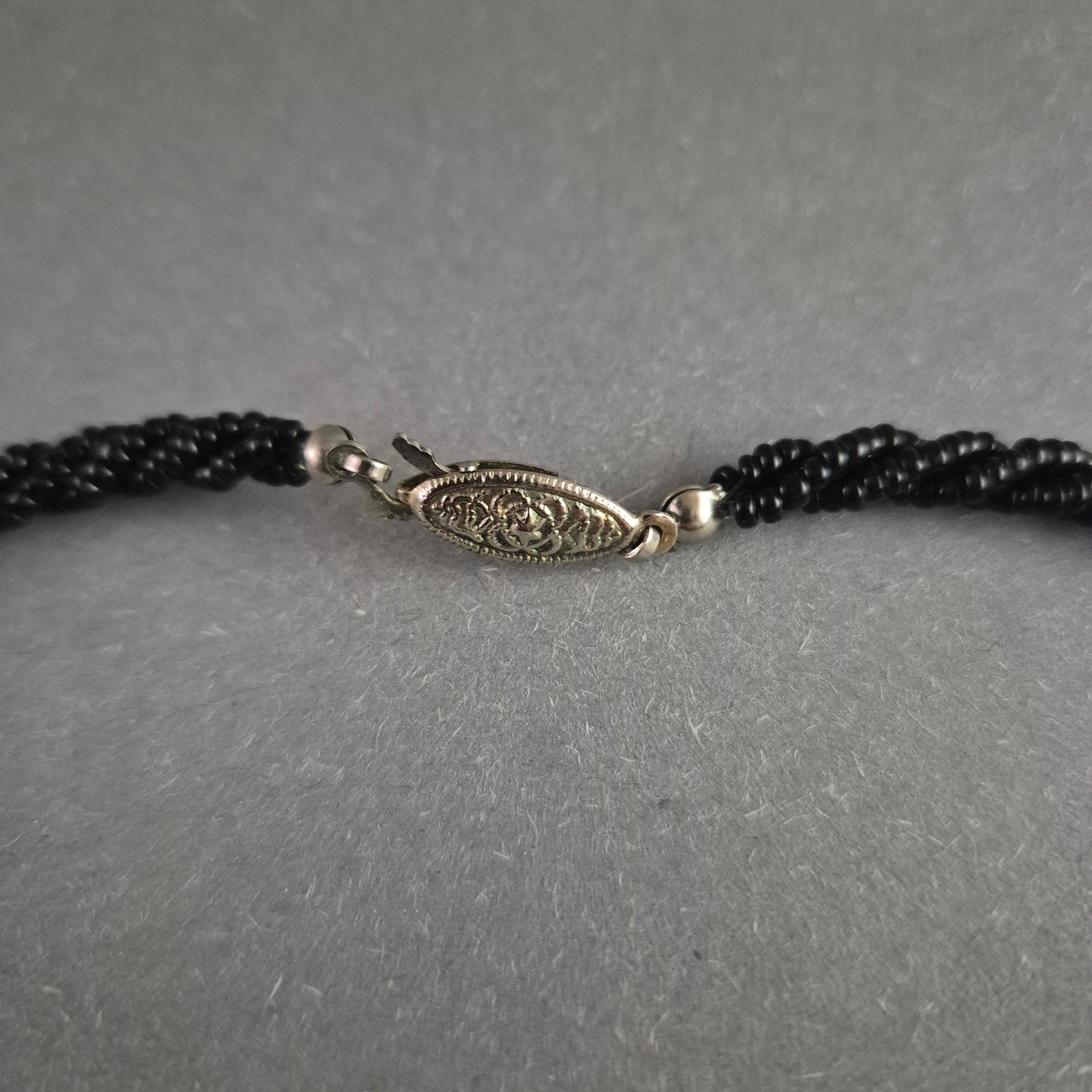 Vintage Perlenkette mit Korallen- und Perlmutt-Elementen – Elegantes Unikat