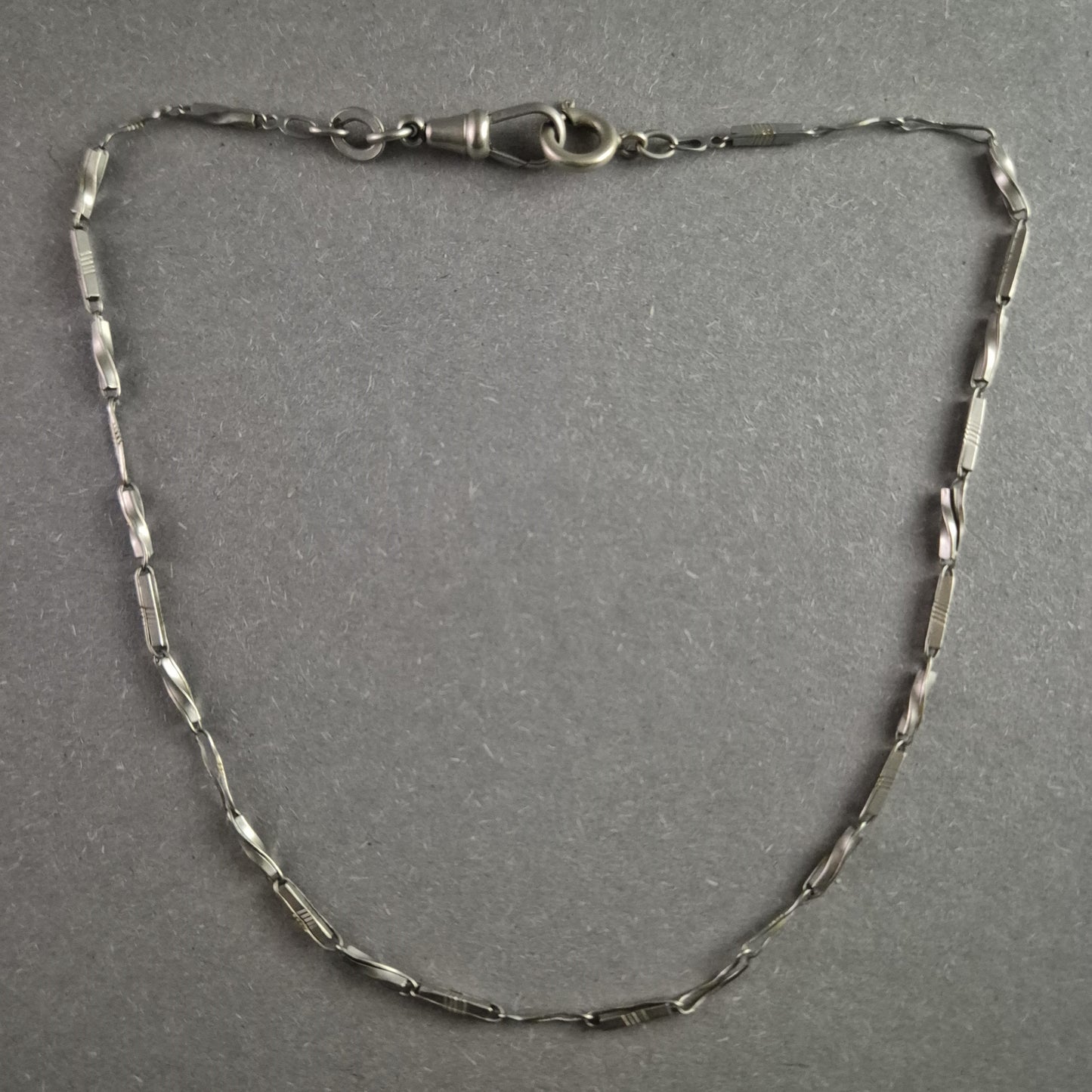 Filigranes Vintage-Silberarmband – Eleganter Klassiker für jeden Anlass