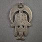 Antiker Hamsa-Anhänger – Handgefertigtes Schutzsymbol mit filigraver Gravur