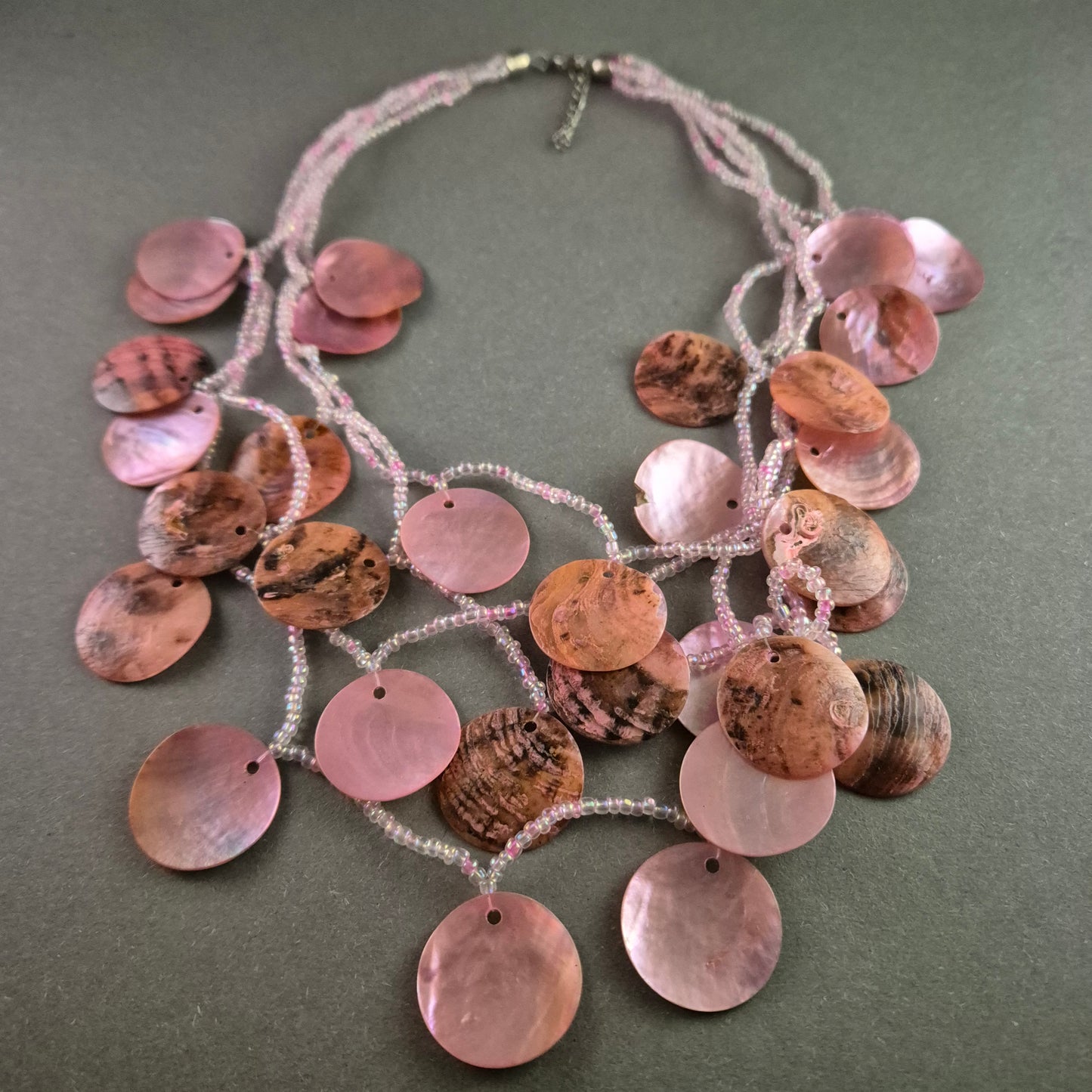 Boho Muschelketten-Halskette – Eleganter Ethno-Stil für Damen