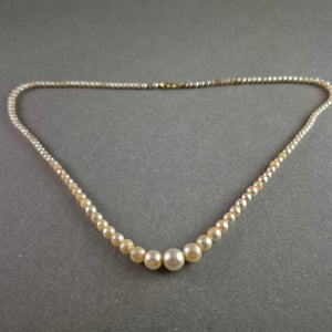 Klassische Perlenkette – Zeitlose Eleganz für Damen