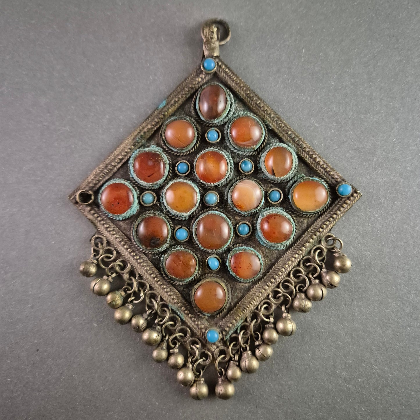 Antiker Berber-Anhänger aus Marokko – Handgefertigtes Ethno-Schmuckstück