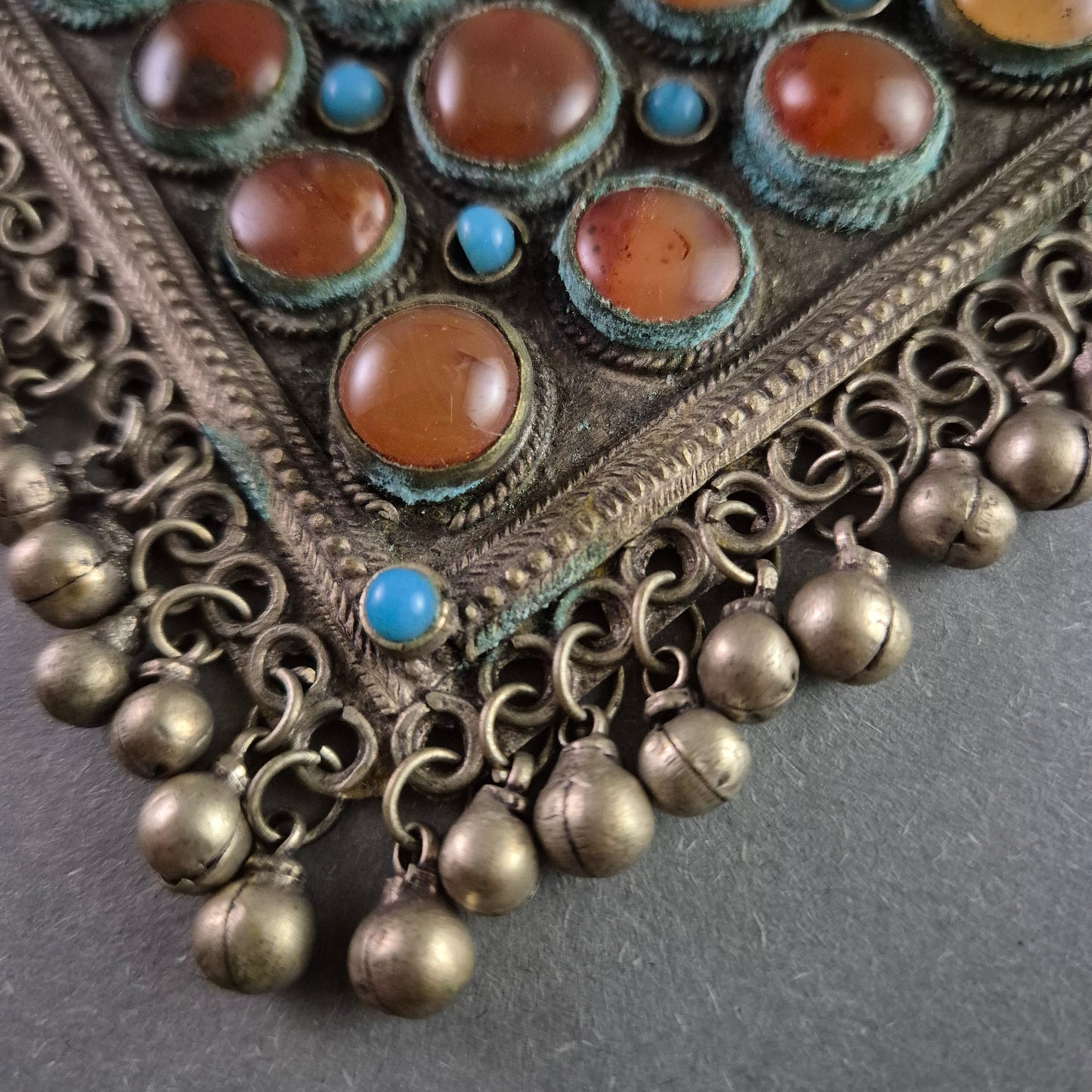 Antiker Berber-Anhänger aus Marokko – Handgefertigtes Ethno-Schmuckstück