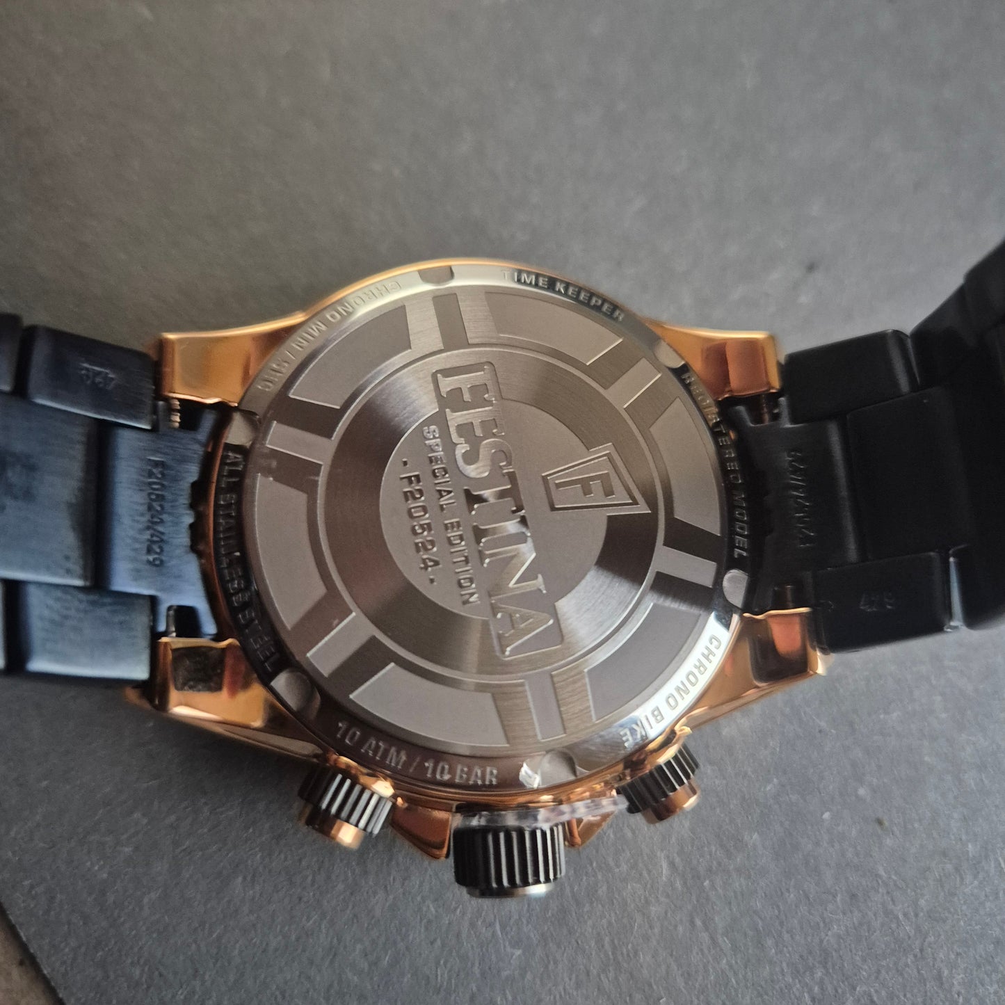 Sportliche Festina Herrenarmbanduhr – Robustes Design für Aktive