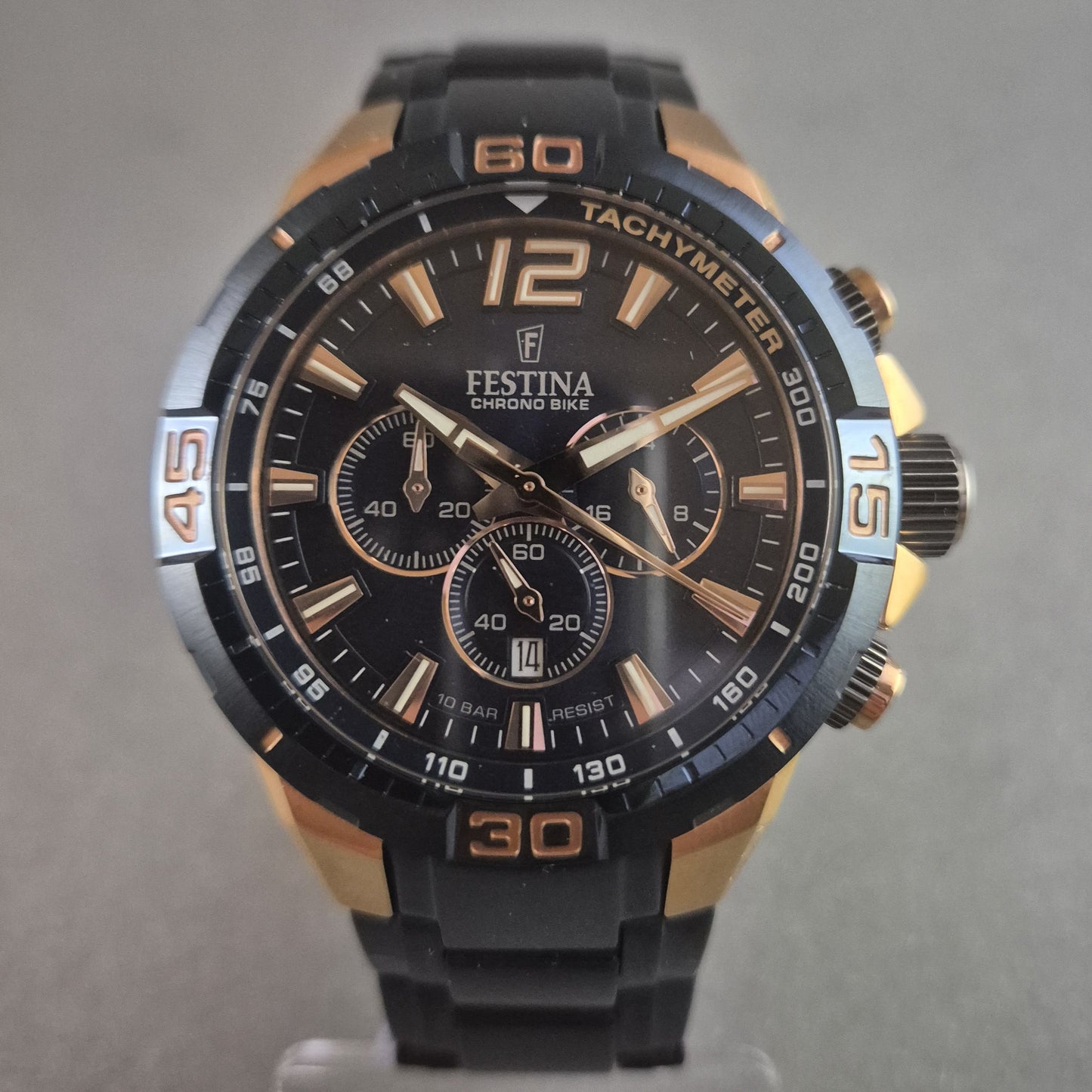 Sportliche Festina Herrenarmbanduhr – Robustes Design für Aktive