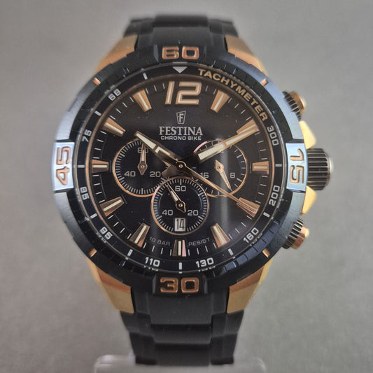 Sportliche Festina Herrenarmbanduhr – Robustes Design für Aktive