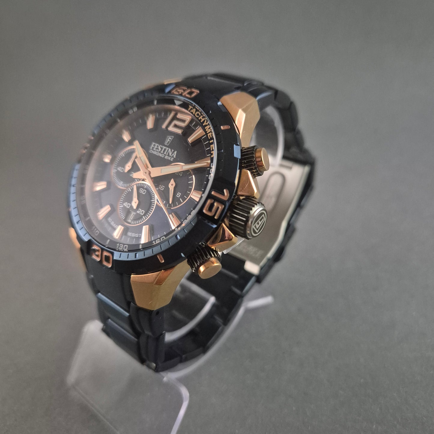 Sportliche Festina Herrenarmbanduhr – Robustes Design für Aktive