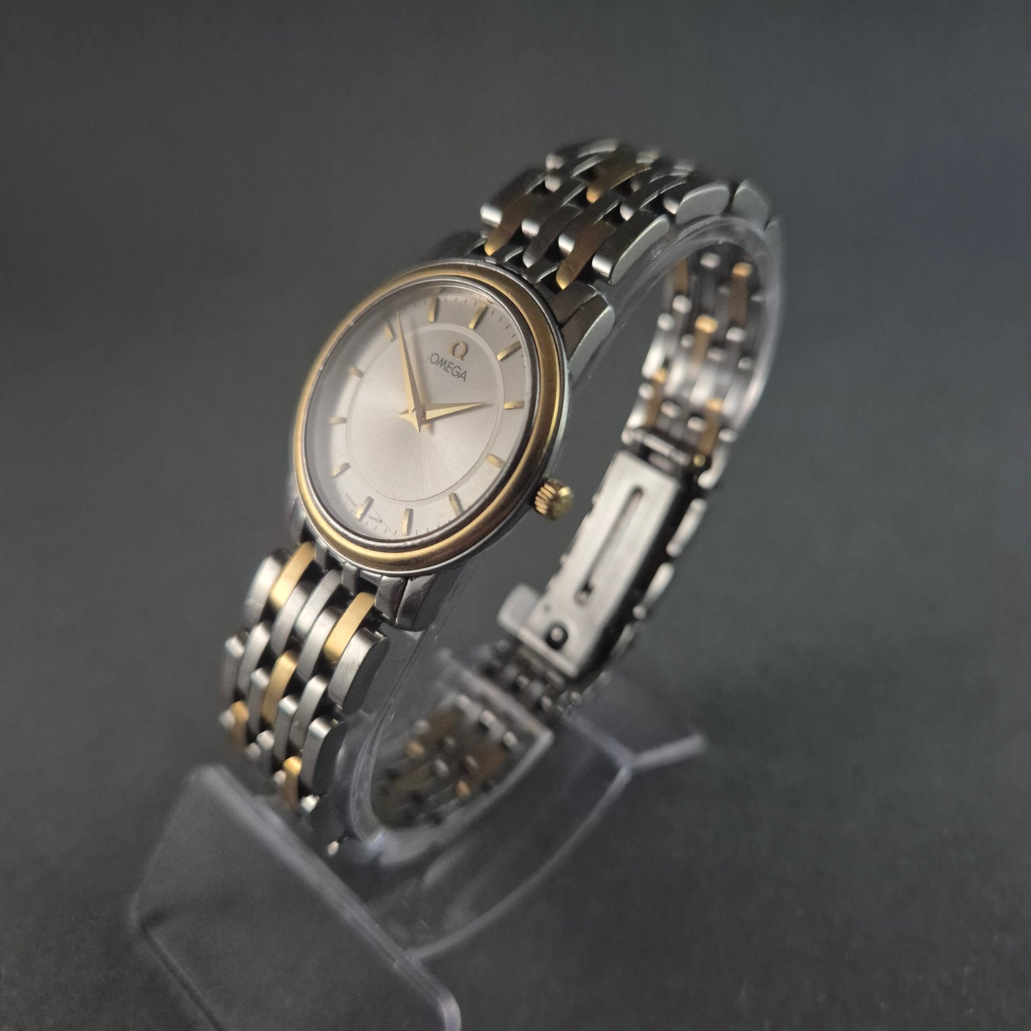 Luxuriöse Omega Damenarmbanduhr – Zeitlose Eleganz in Gold-Bicolor